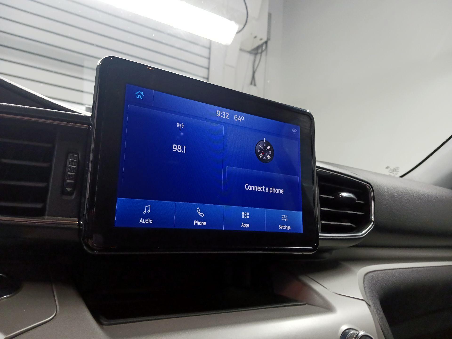 Thumbnail: 2021 Ford Explorer - 13