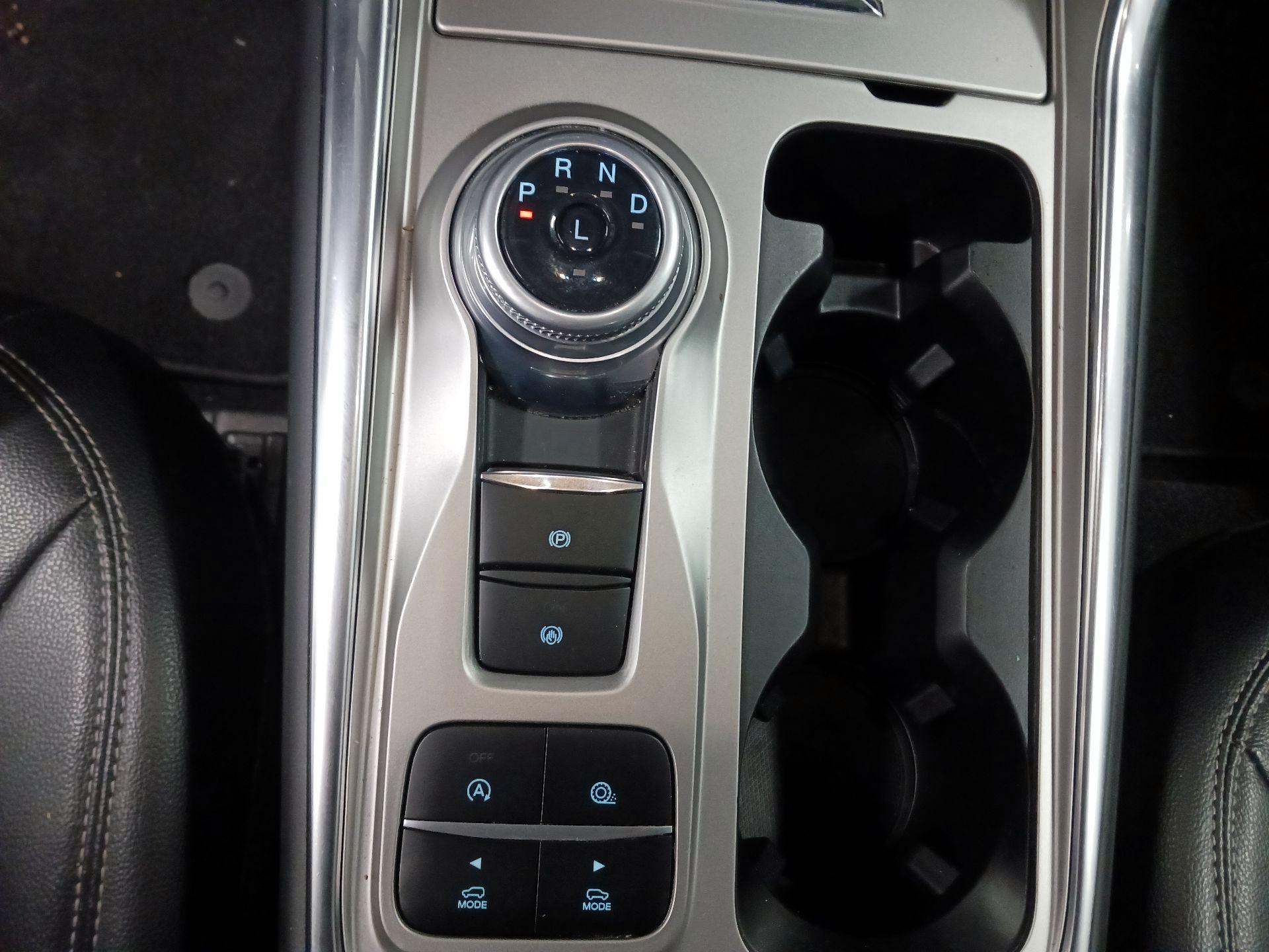 Thumbnail: 2021 Ford Explorer - 15