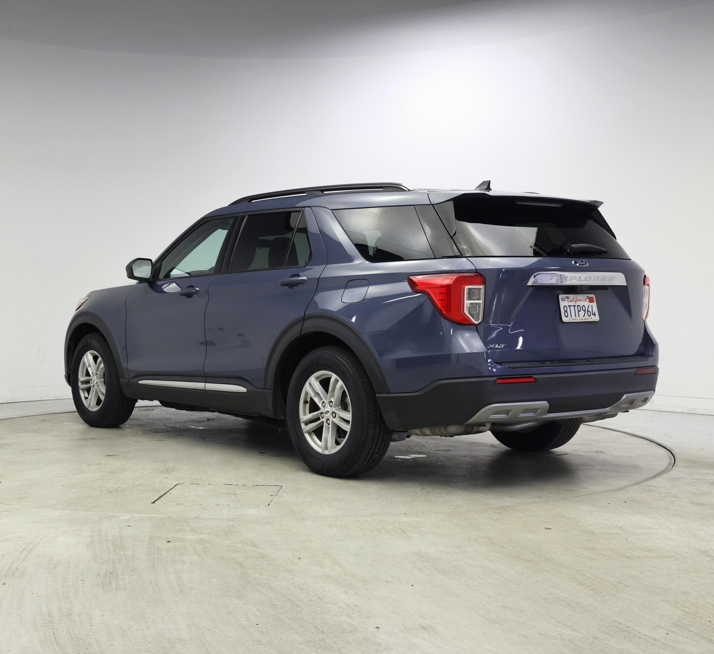 Thumbnail: 2021 Ford Explorer - 2