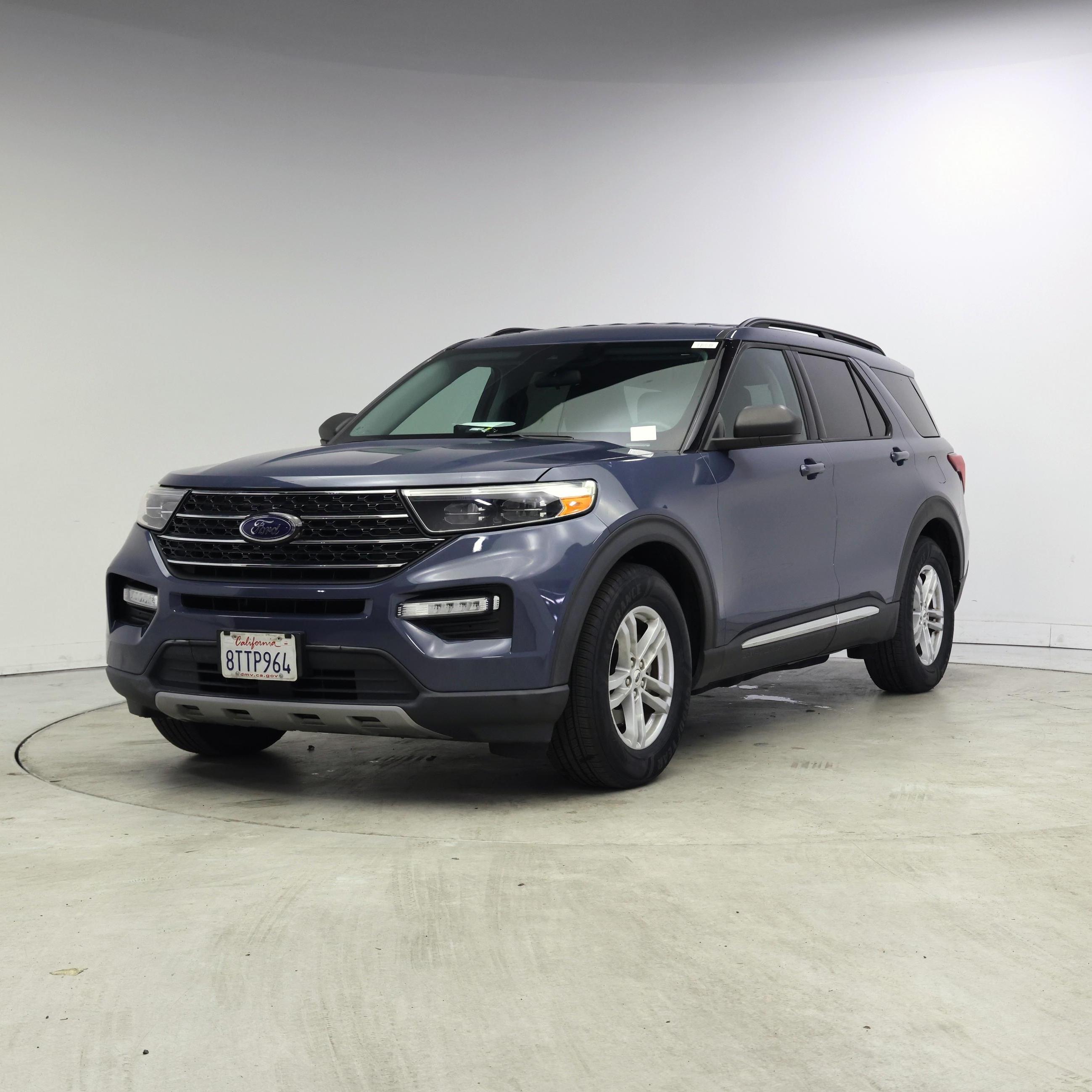 Thumbnail: 2021 Ford Explorer - 4