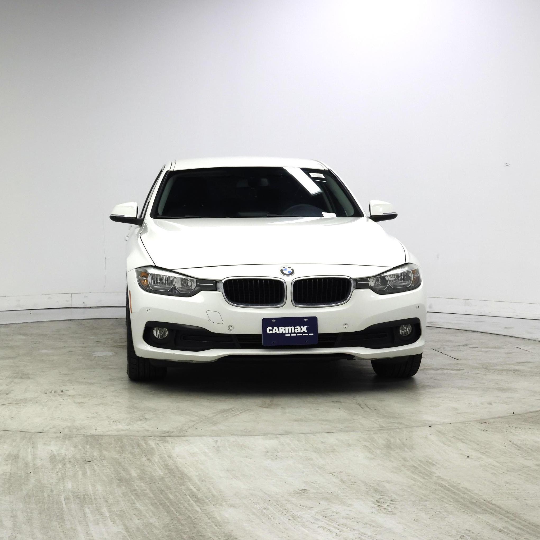 Thumbnail: 2017 BMW 3 Series - 5