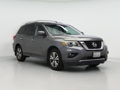 2017 Nissan Pathfinder SV