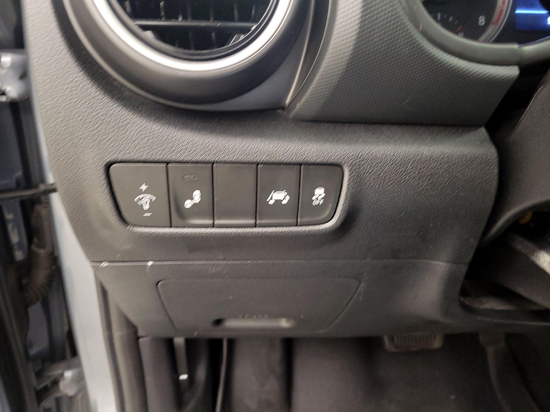 Thumbnail: 2019 Hyundai Kona - 13