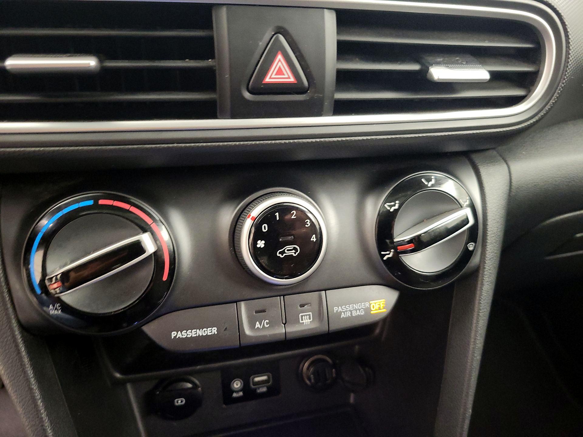 Thumbnail: 2019 Hyundai Kona - 16