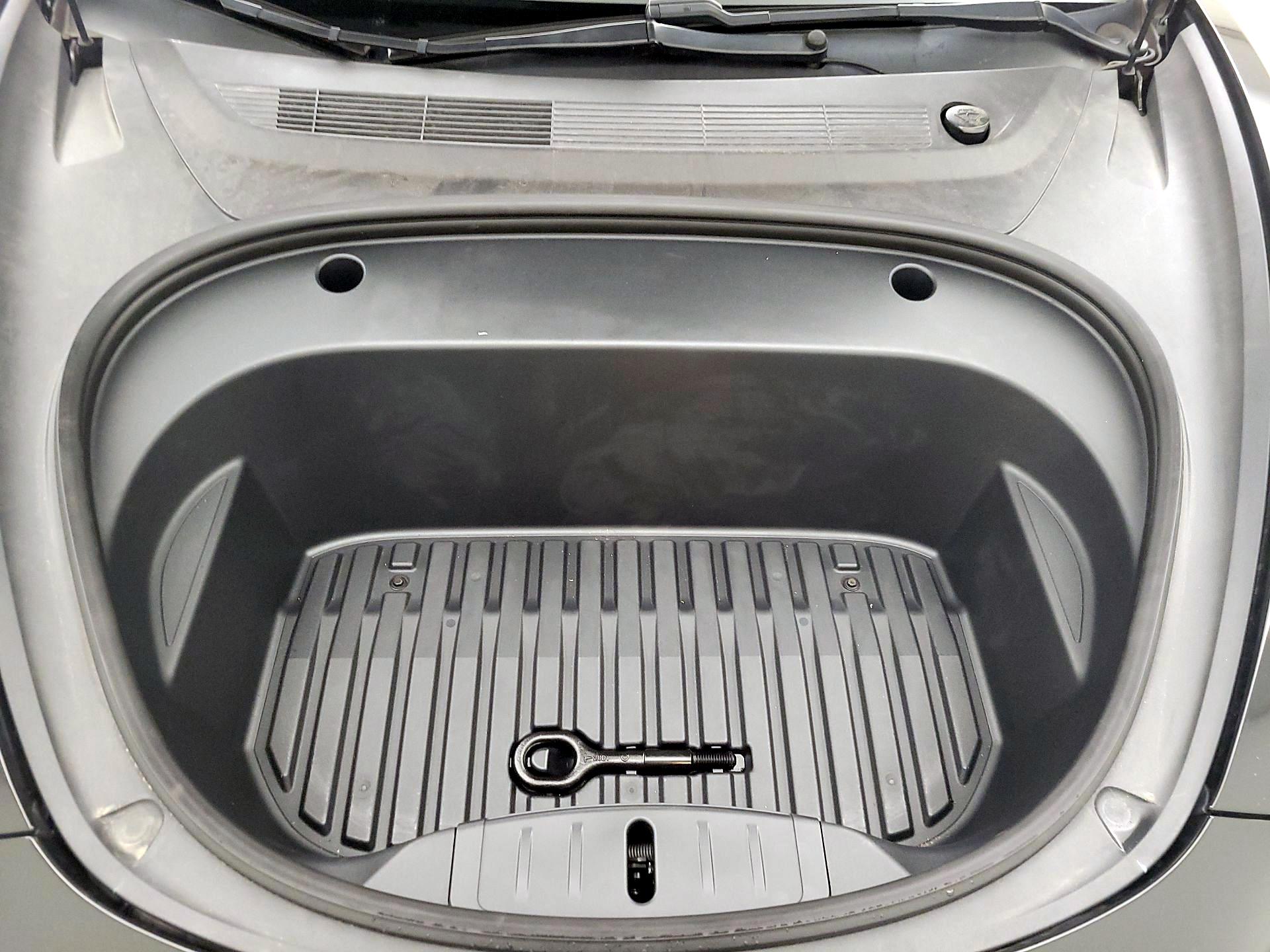 Thumbnail: 2020 Tesla Model 3 - 20