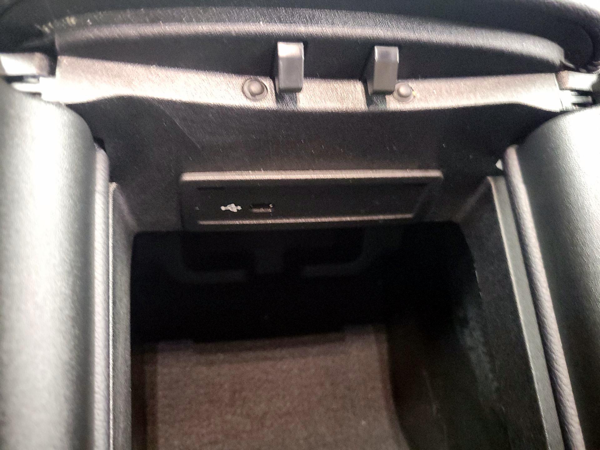 Thumbnail: 2022 Mercedes-Benz GLE - 19