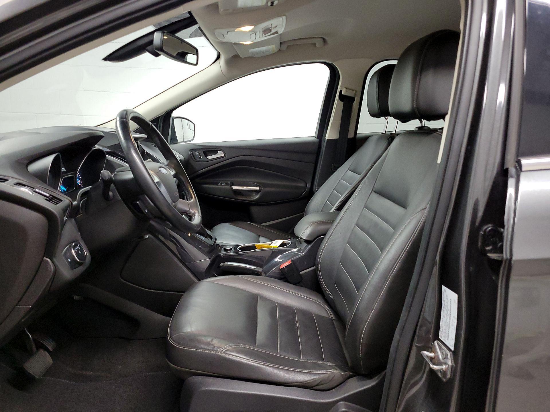 Thumbnail: 2015 Ford Escape - 11