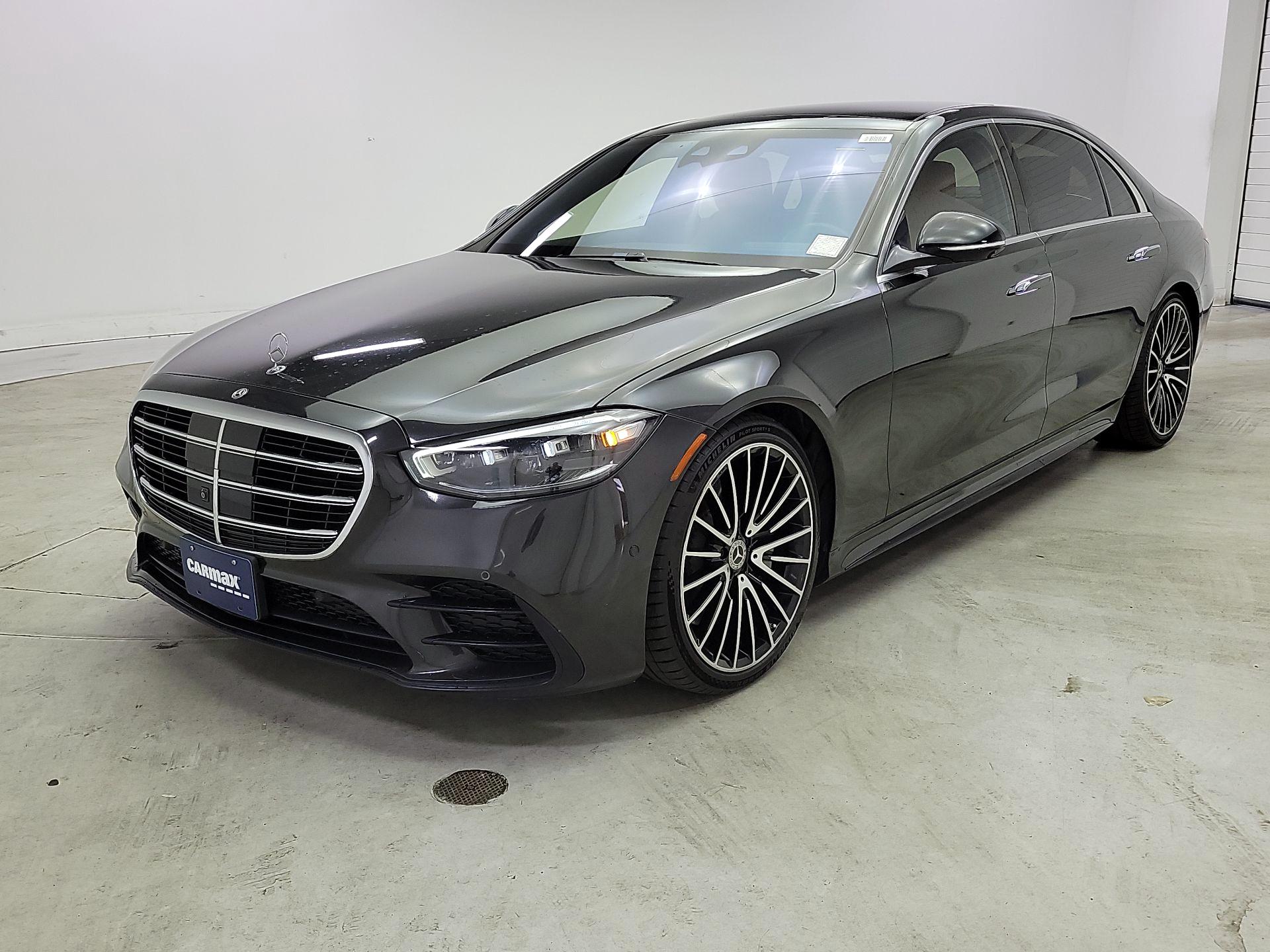 Thumbnail: 2022 Mercedes-Benz S-Class - 3