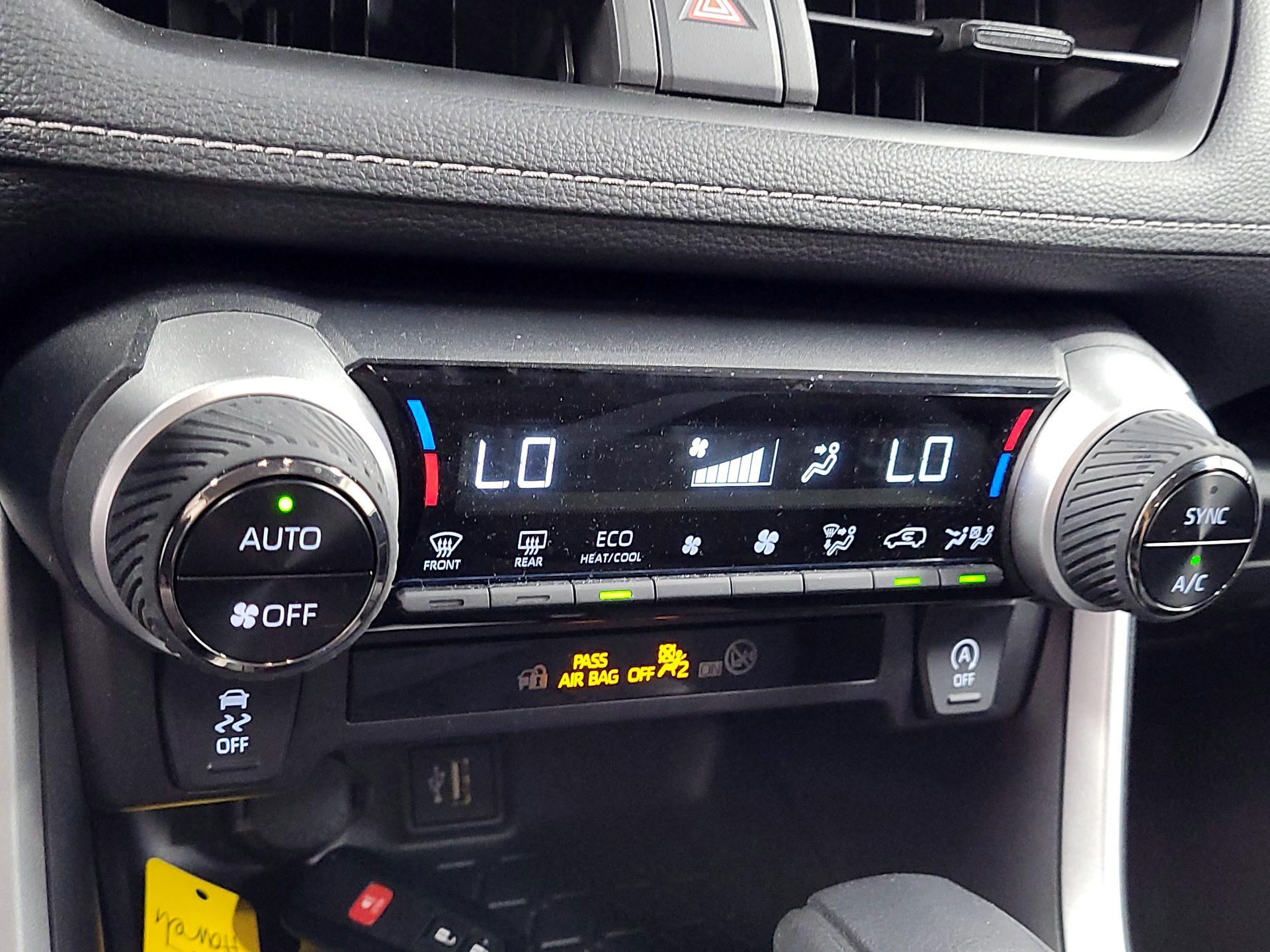 Thumbnail: 2025 Toyota RAV4 - 15