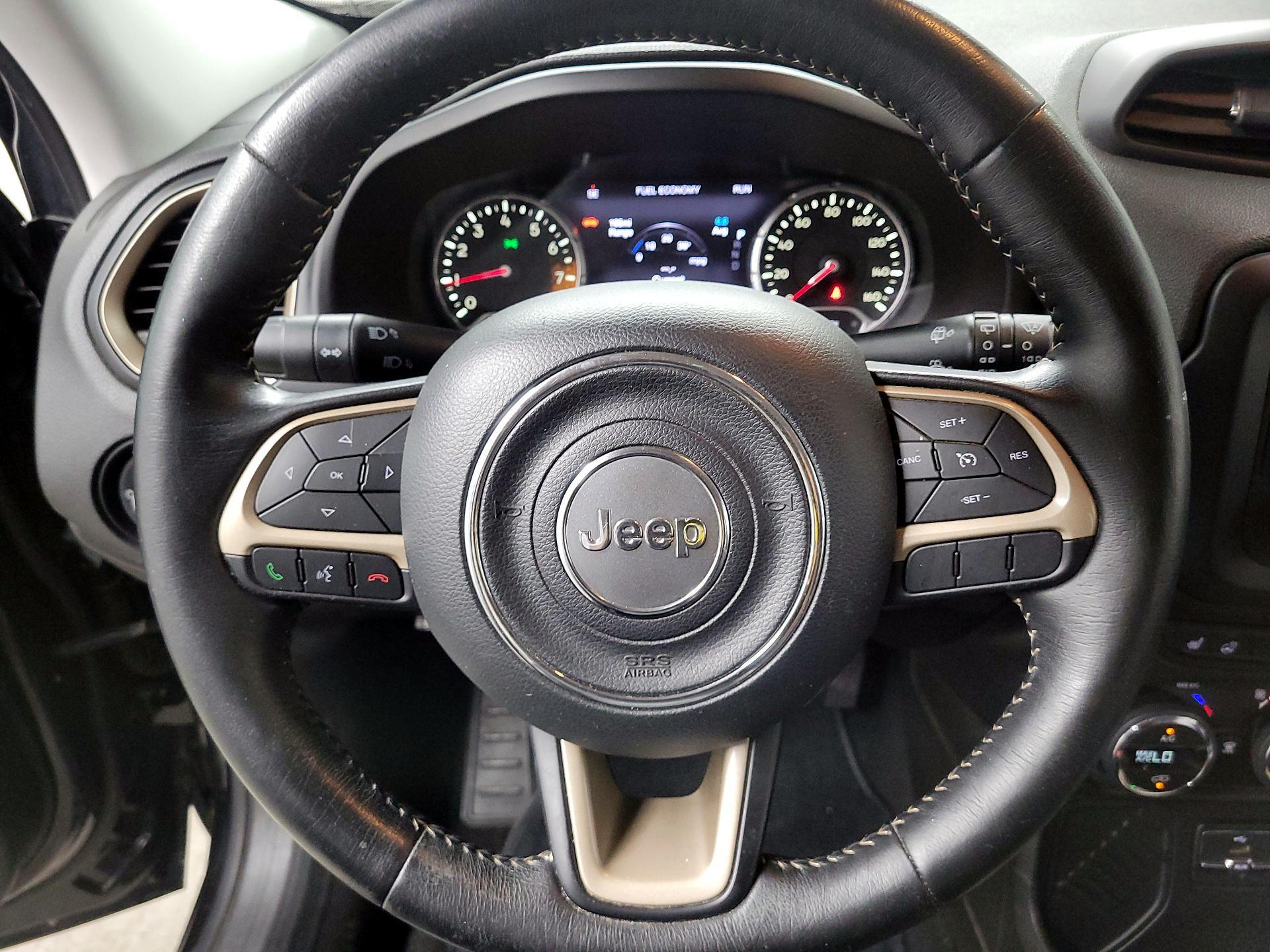 Thumbnail: 2017 Jeep Renegade - 10