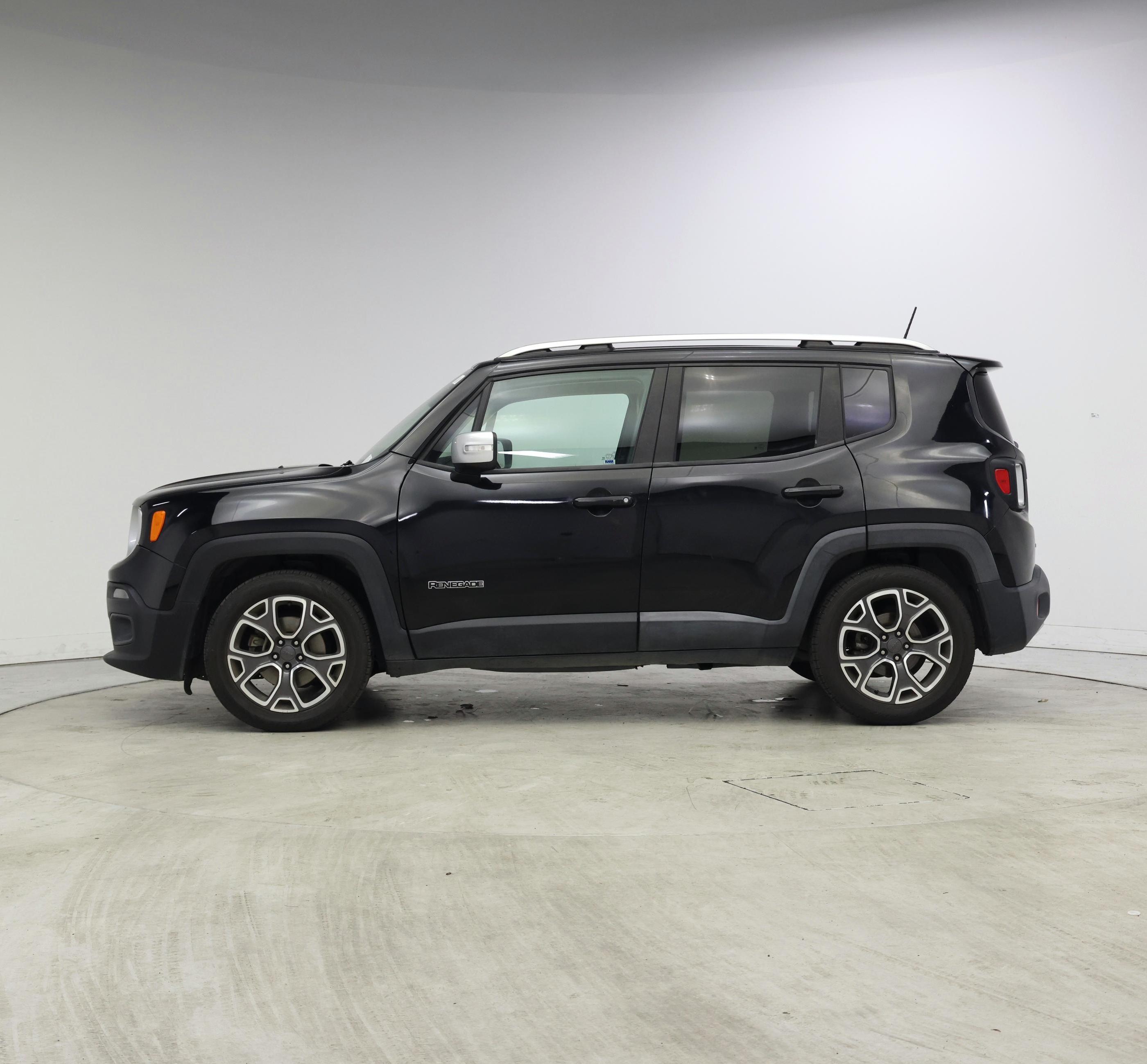 Thumbnail: 2017 Jeep Renegade - 3