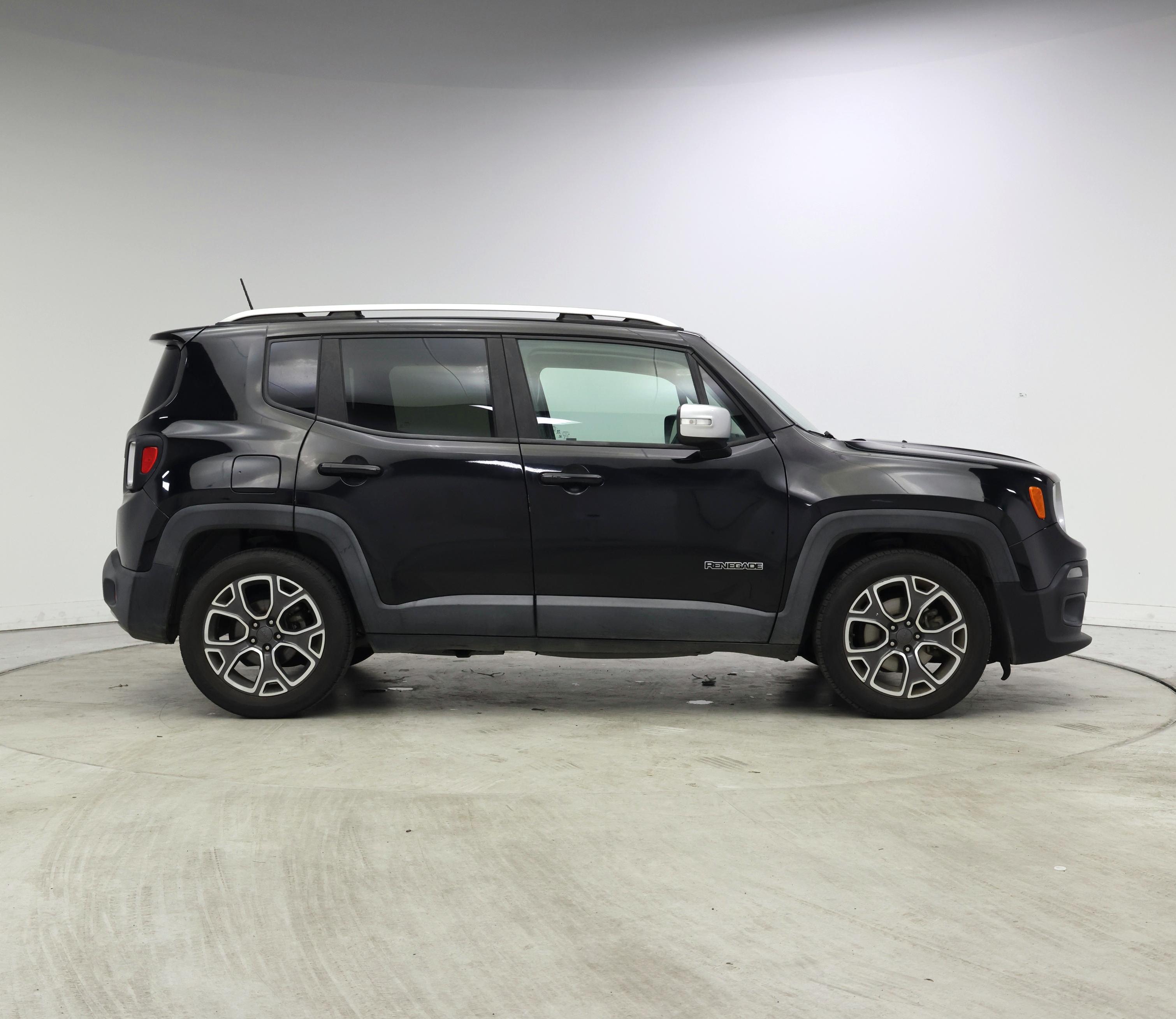 Thumbnail: 2017 Jeep Renegade - 7