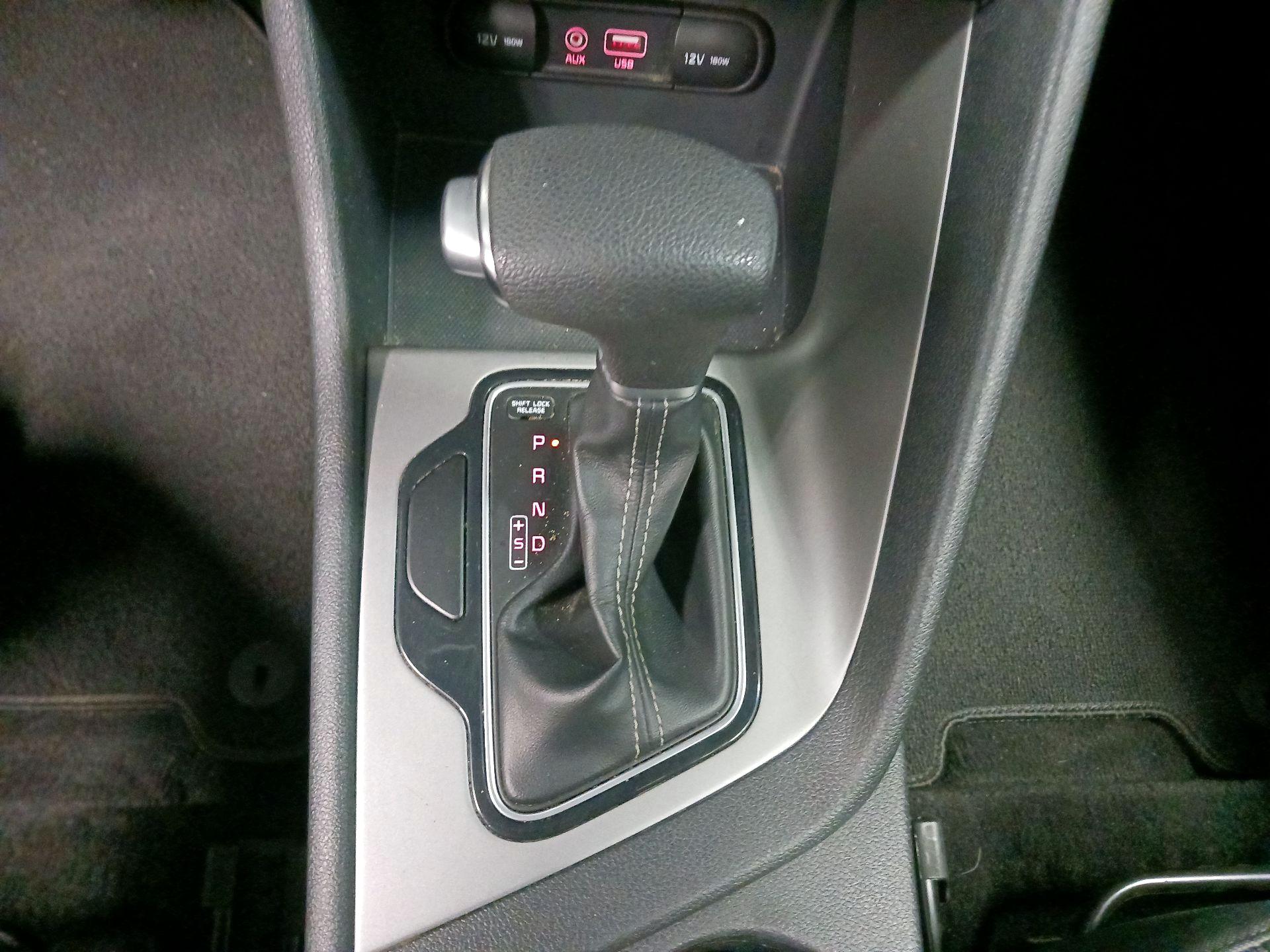 Thumbnail: 2018 Kia Niro - 17