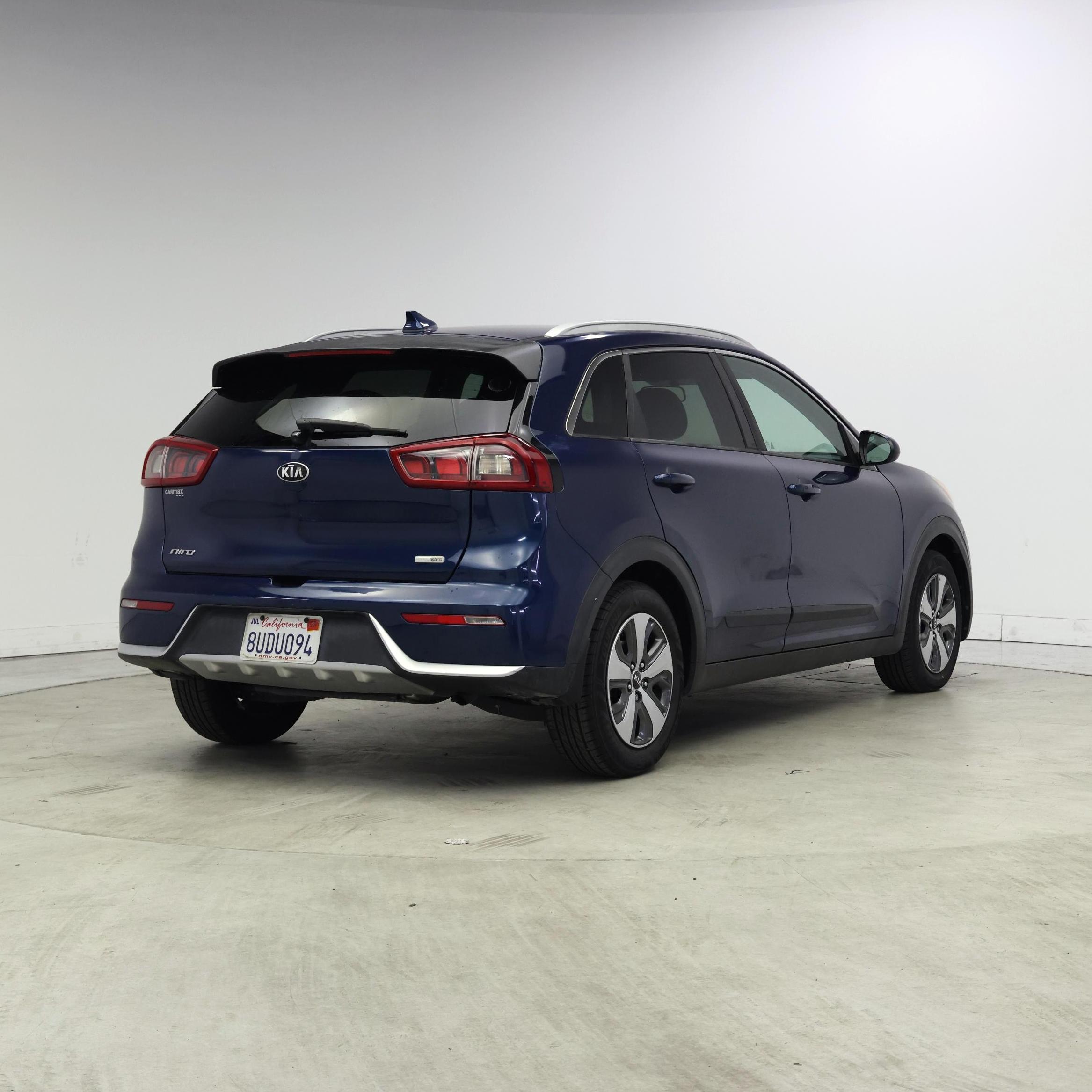 Thumbnail: 2018 Kia Niro - 8