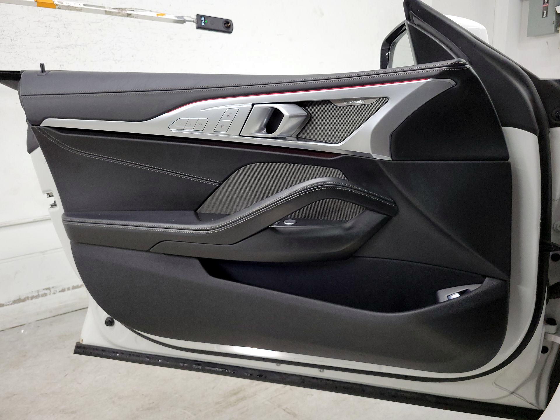 Thumbnail: 2022 BMW 8 Series - 12
