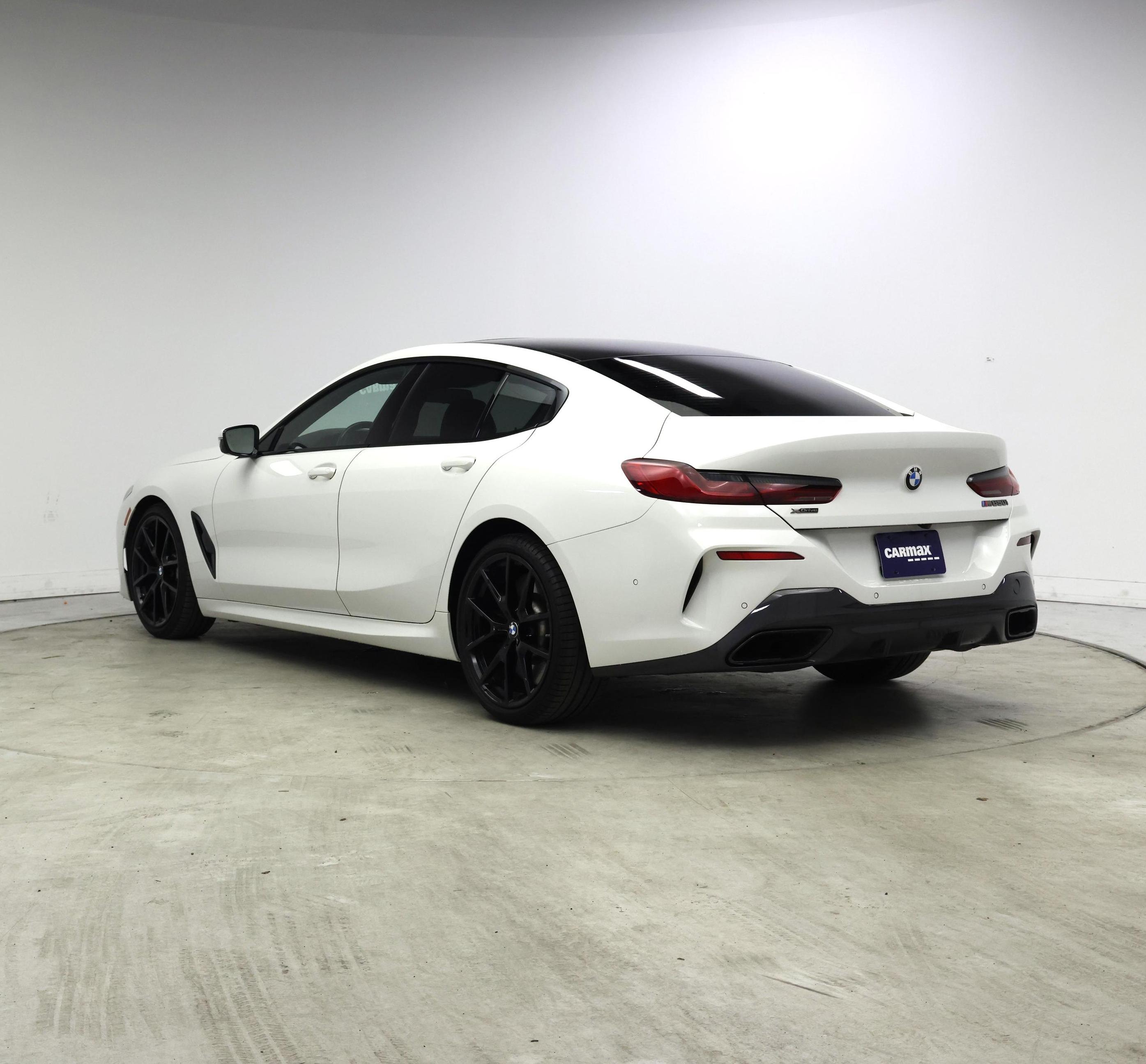 Thumbnail: 2022 BMW 8 Series - 2