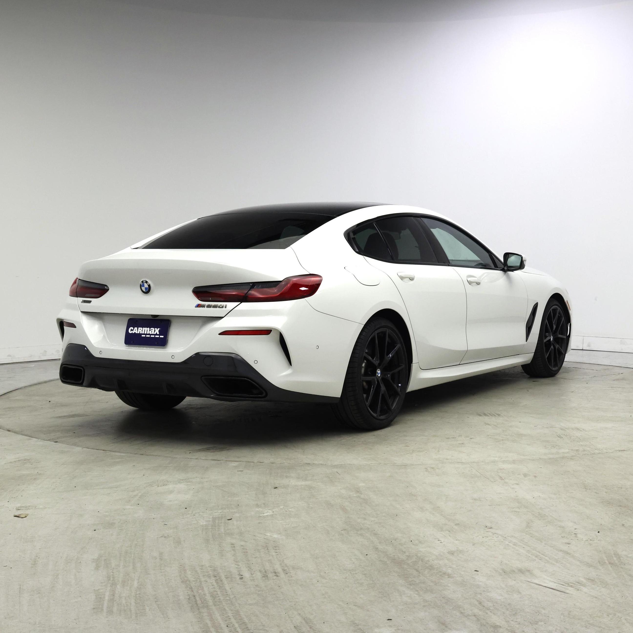 Thumbnail: 2022 BMW 8 Series - 8