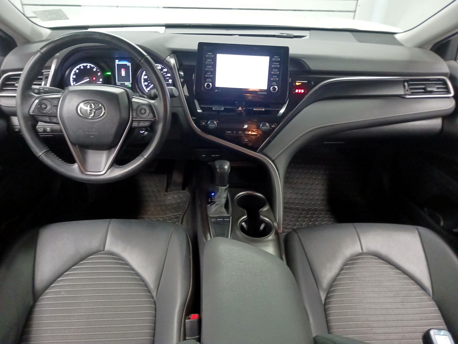 Thumbnail: 2024 Toyota Camry - 9