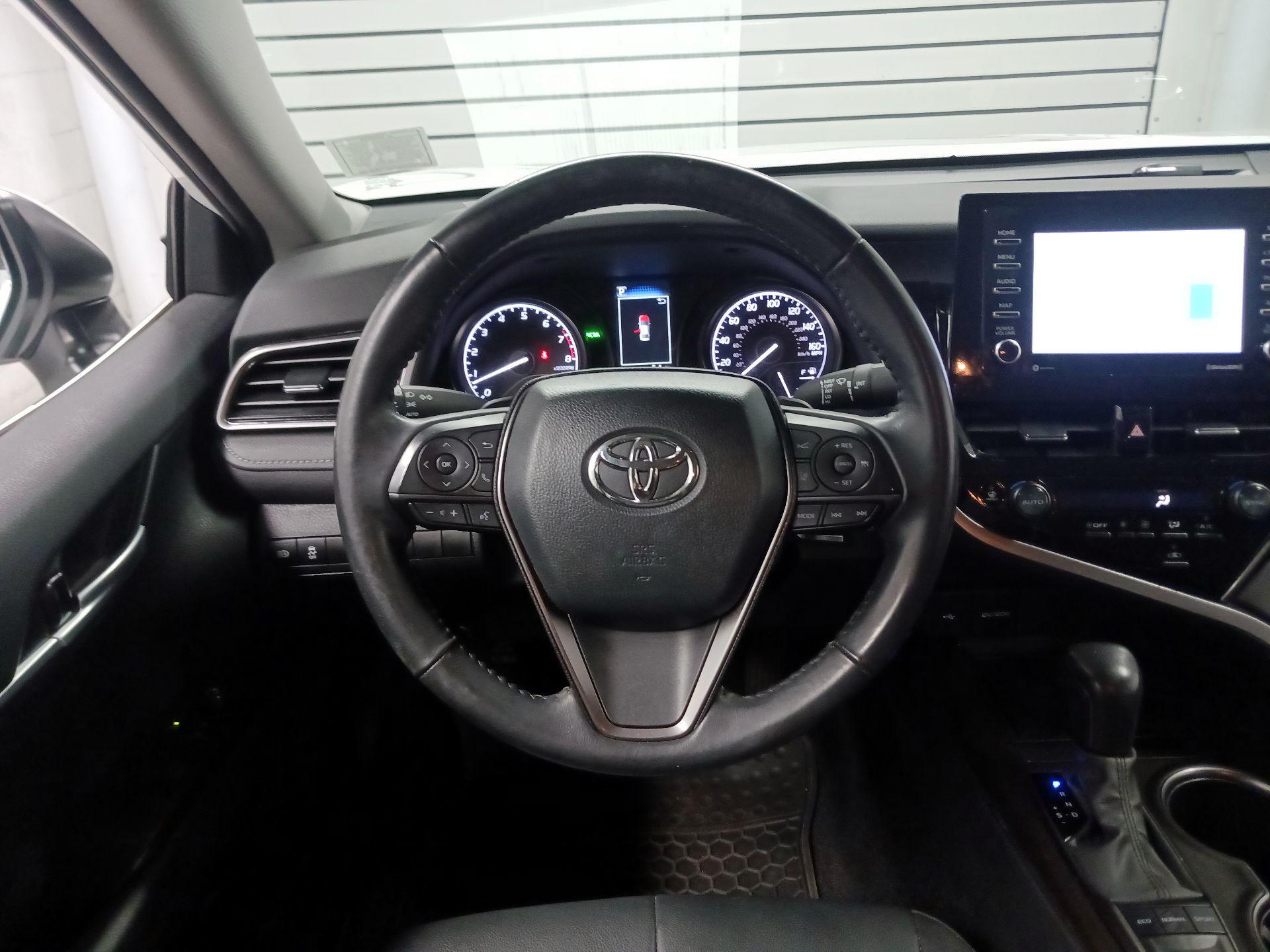 Thumbnail: 2024 Toyota Camry - 10