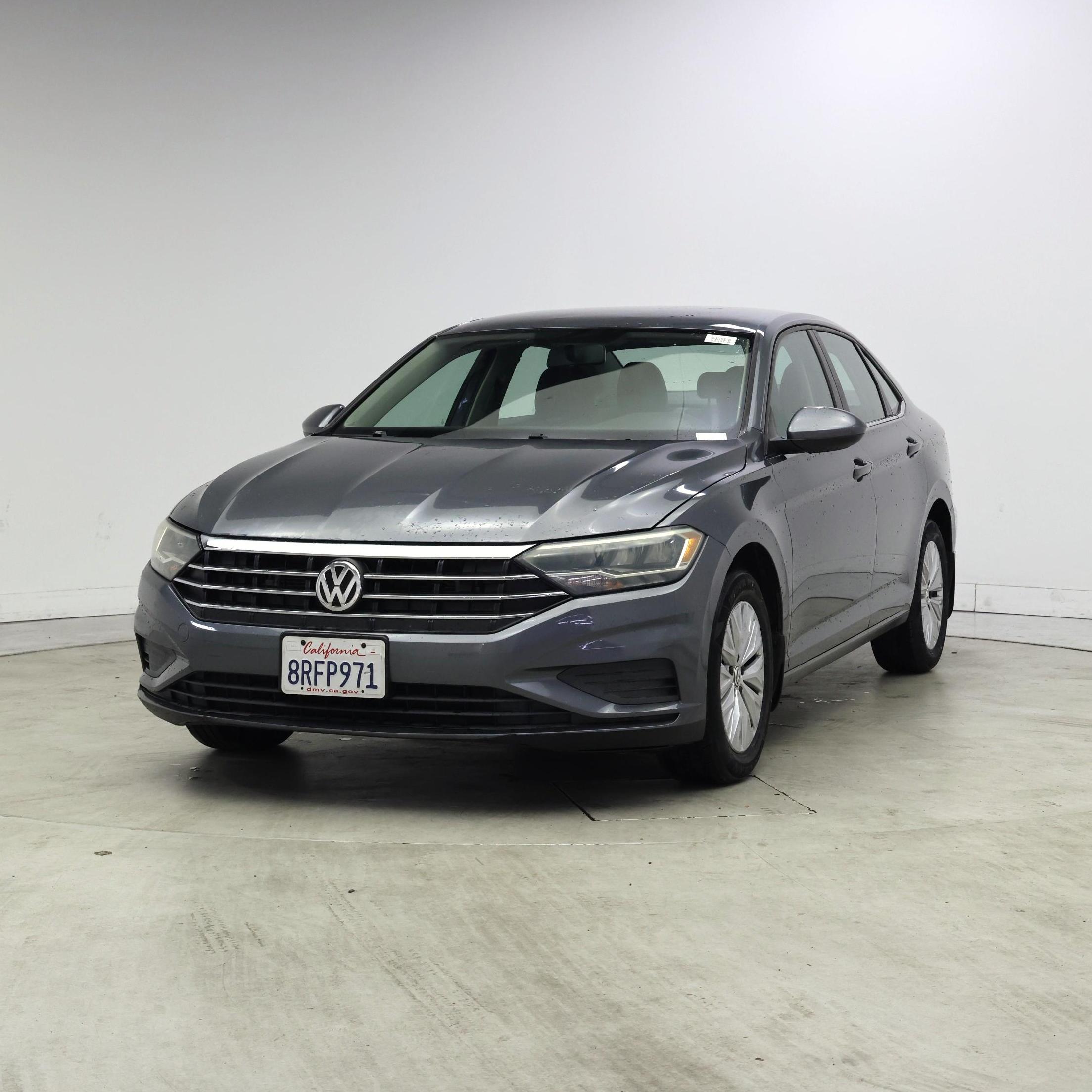 Thumbnail: 2019 Volkswagen Jetta - 4