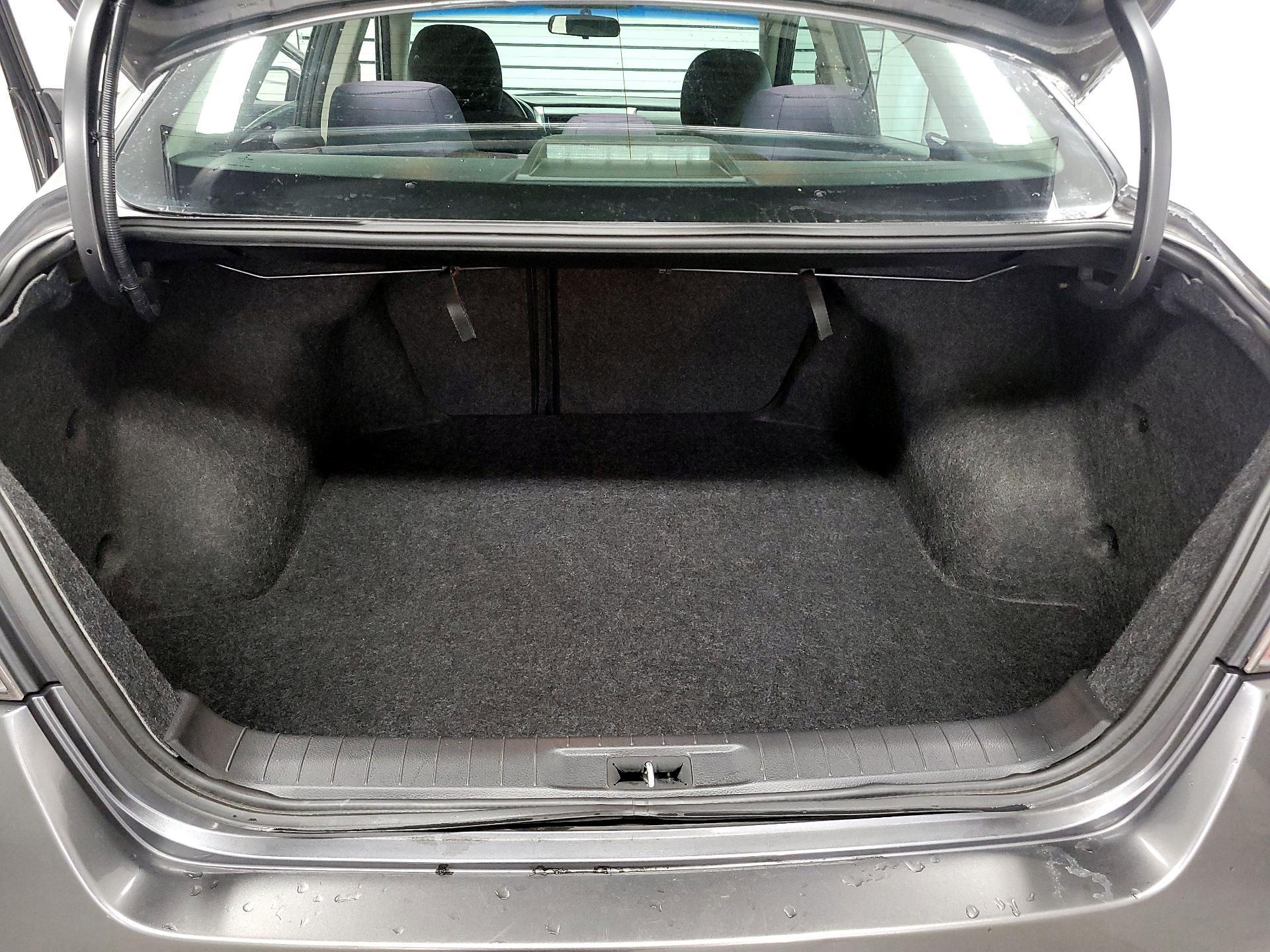 Thumbnail: 2015 Nissan Altima - 17