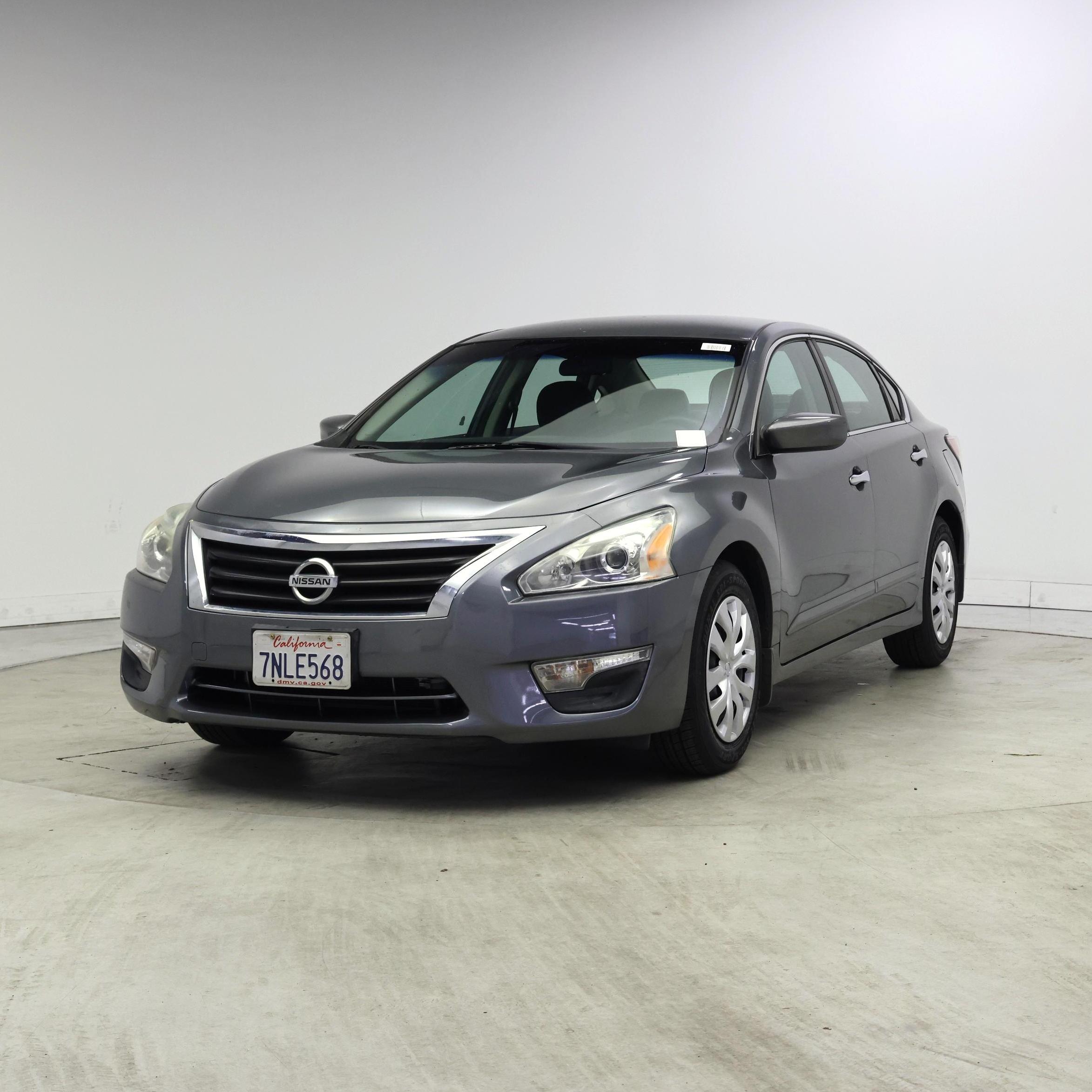 Thumbnail: 2015 Nissan Altima - 4