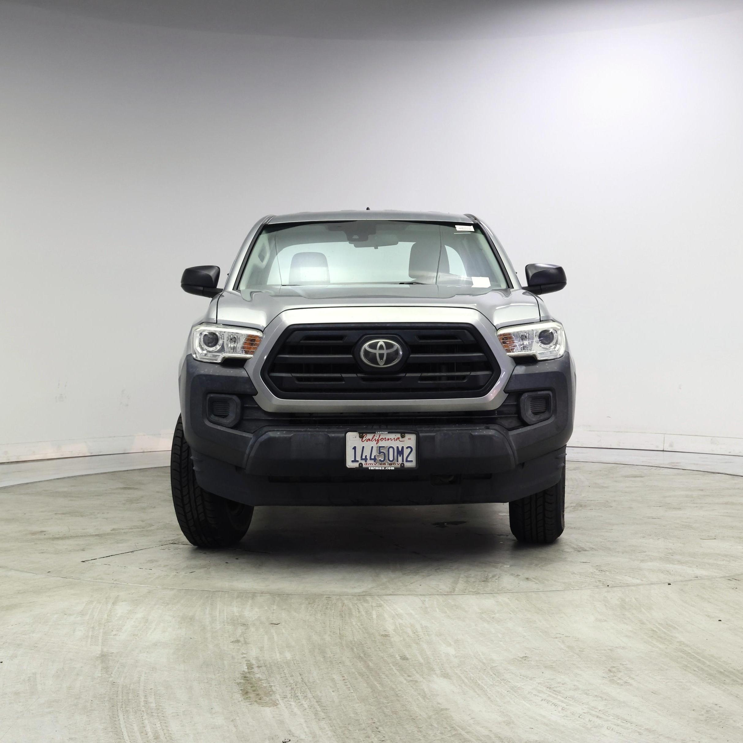 Thumbnail: 2018 Toyota Tacoma - 5