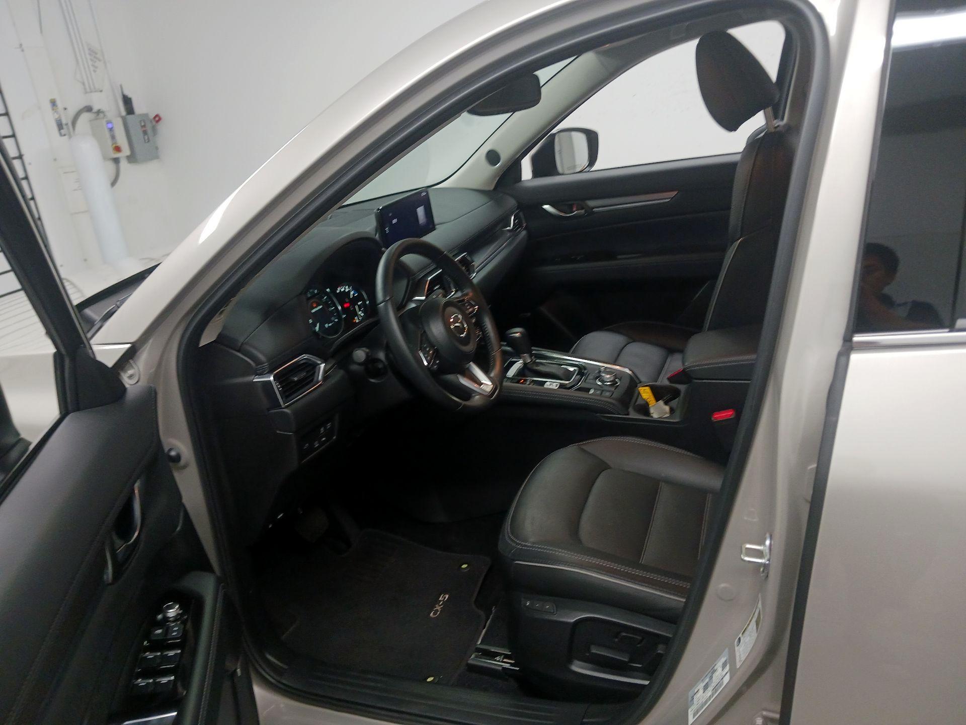 Thumbnail: 2025 Mazda CX-5 - 11