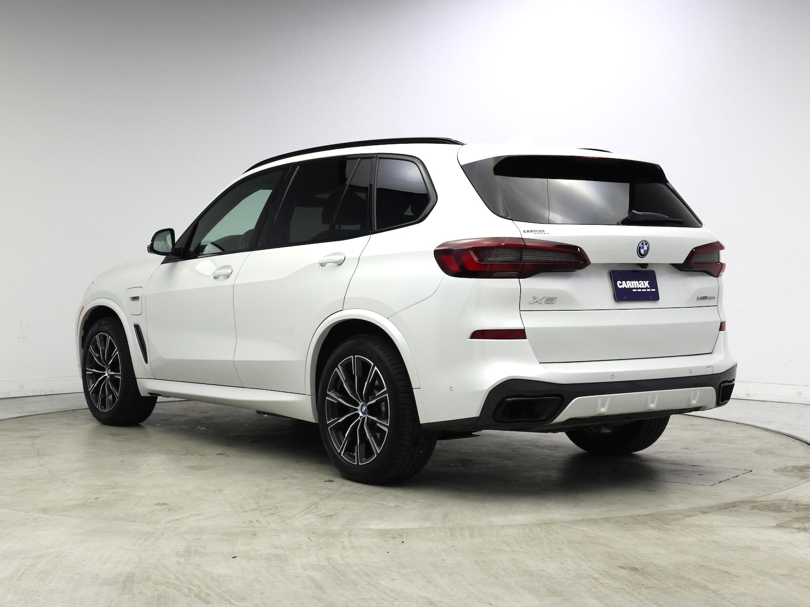 2022 BMW X5 45e - Photo 3