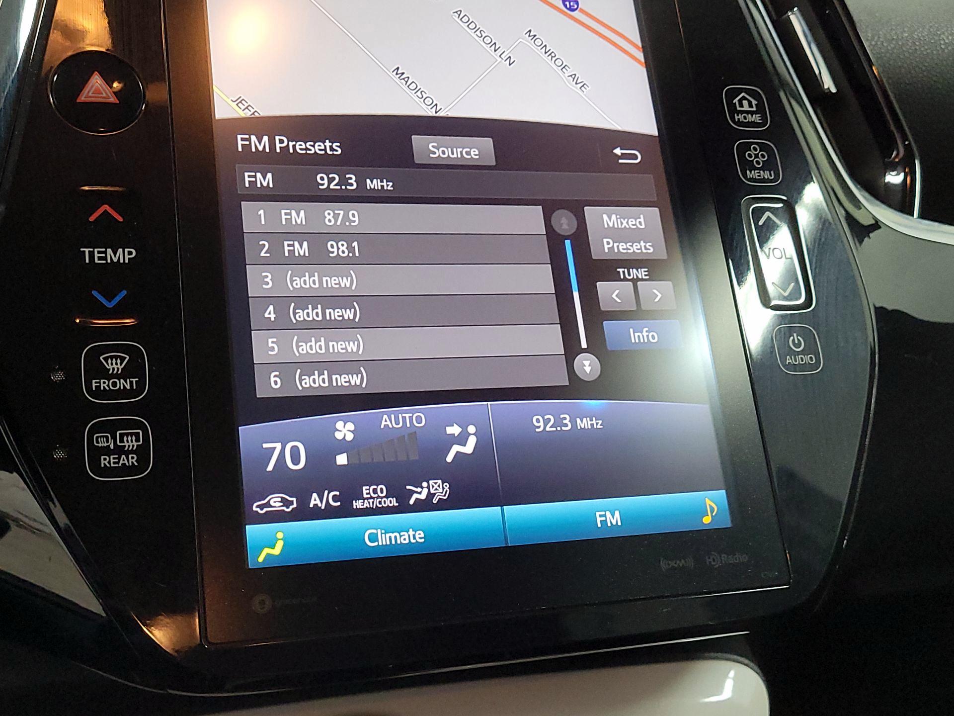 Thumbnail: 2017 Toyota Prius Prime - 16