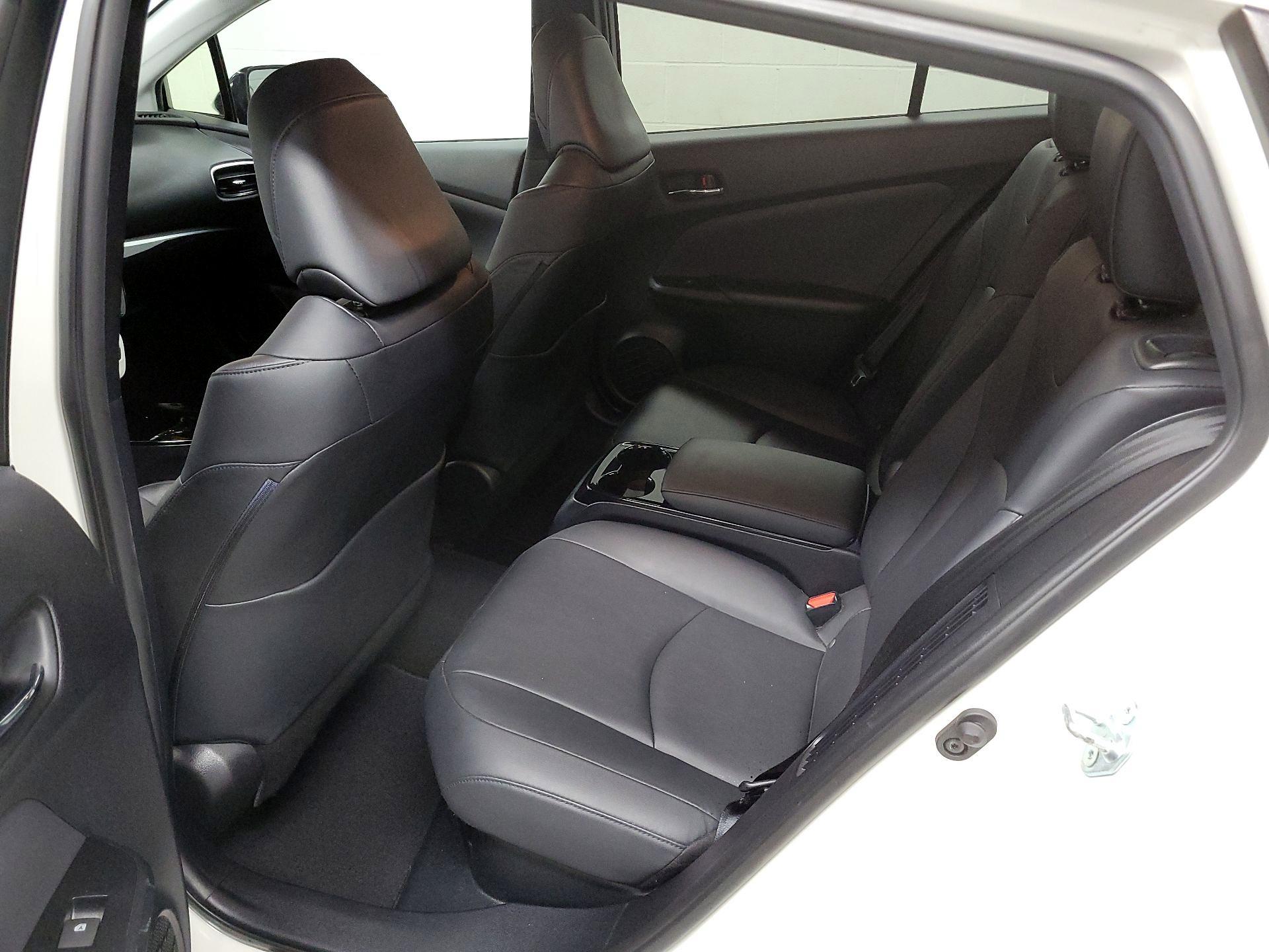 Thumbnail: 2017 Toyota Prius Prime - 20