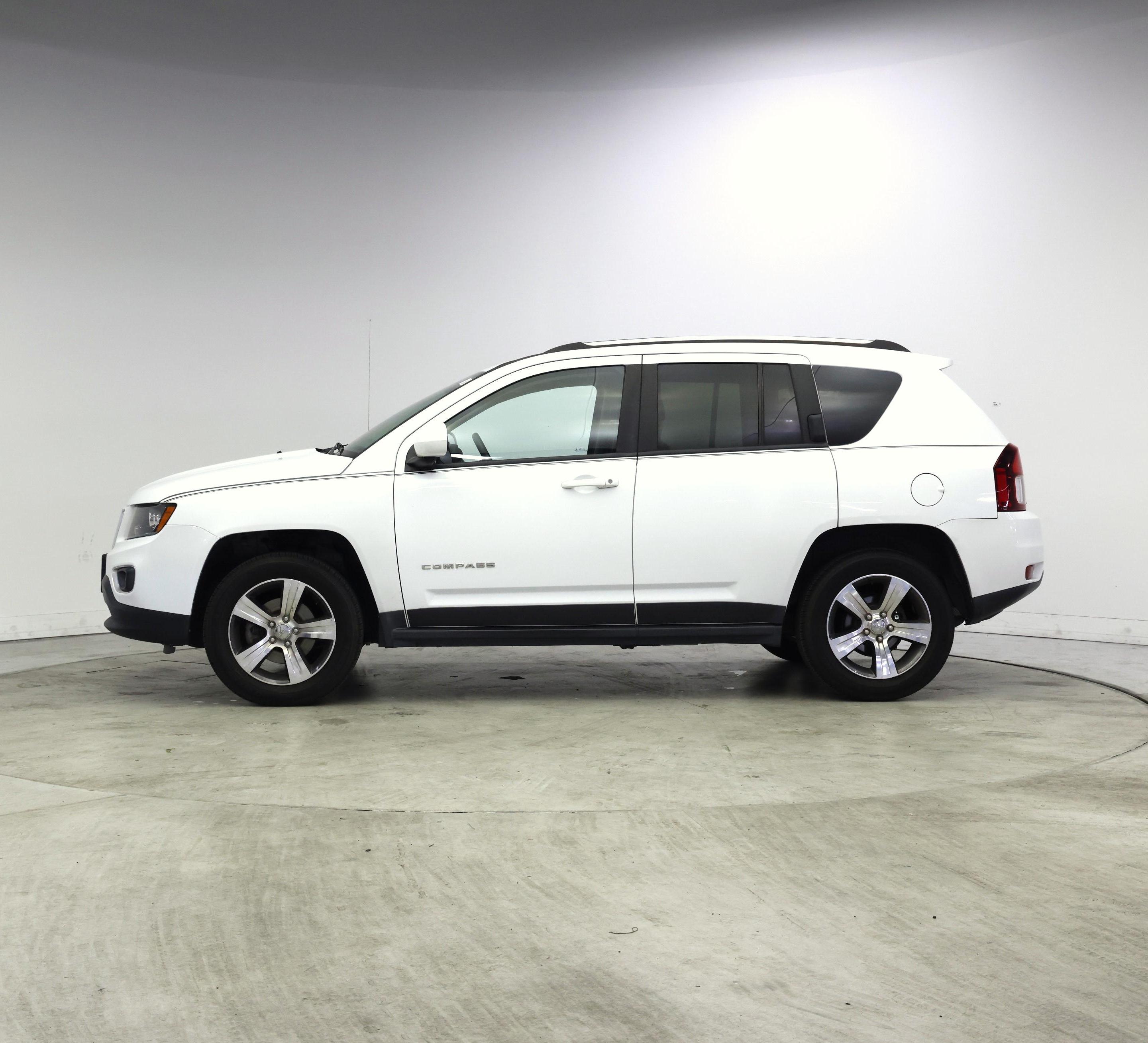 Thumbnail: 2017 Jeep Compass - 3