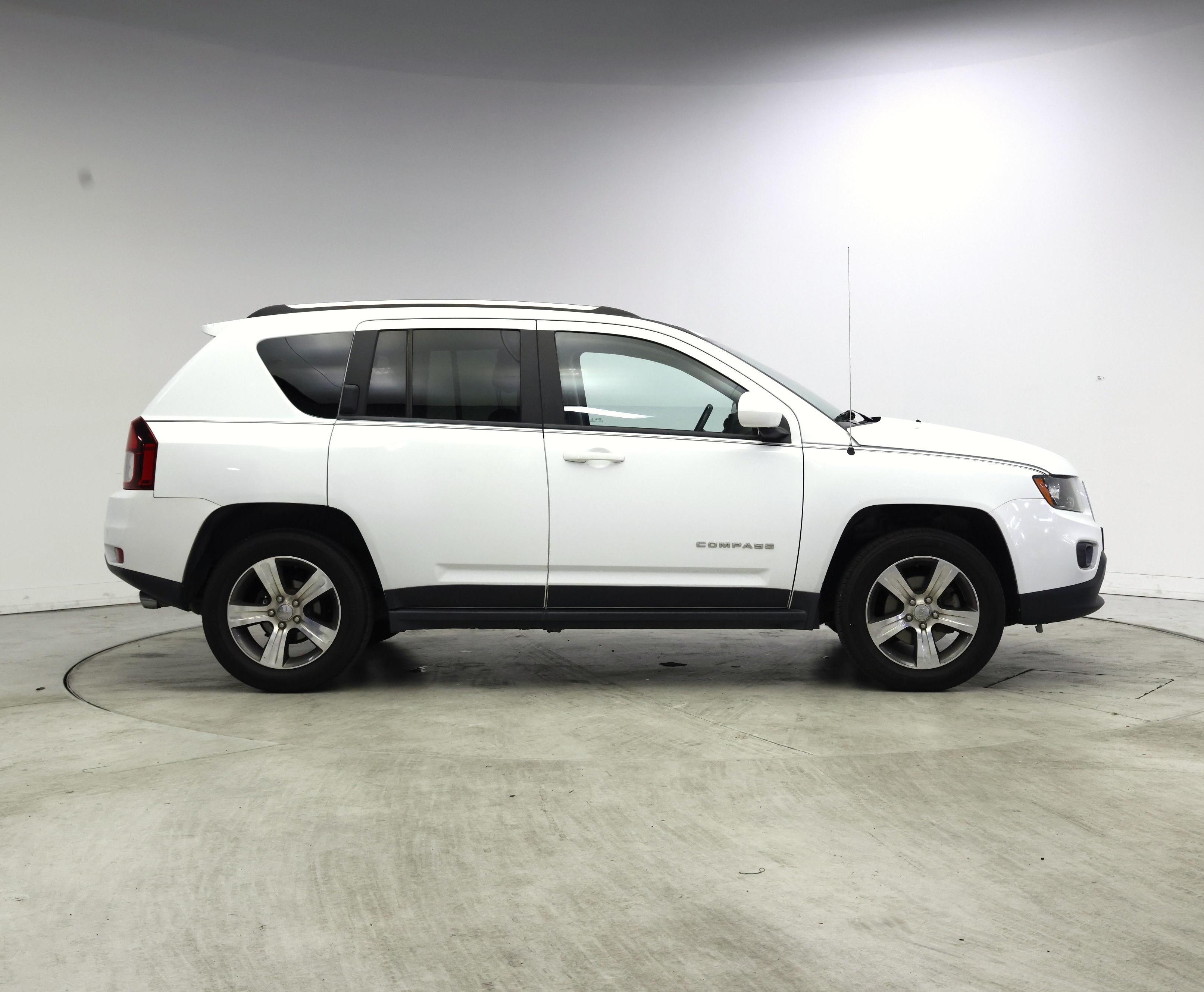 Thumbnail: 2017 Jeep Compass - 7