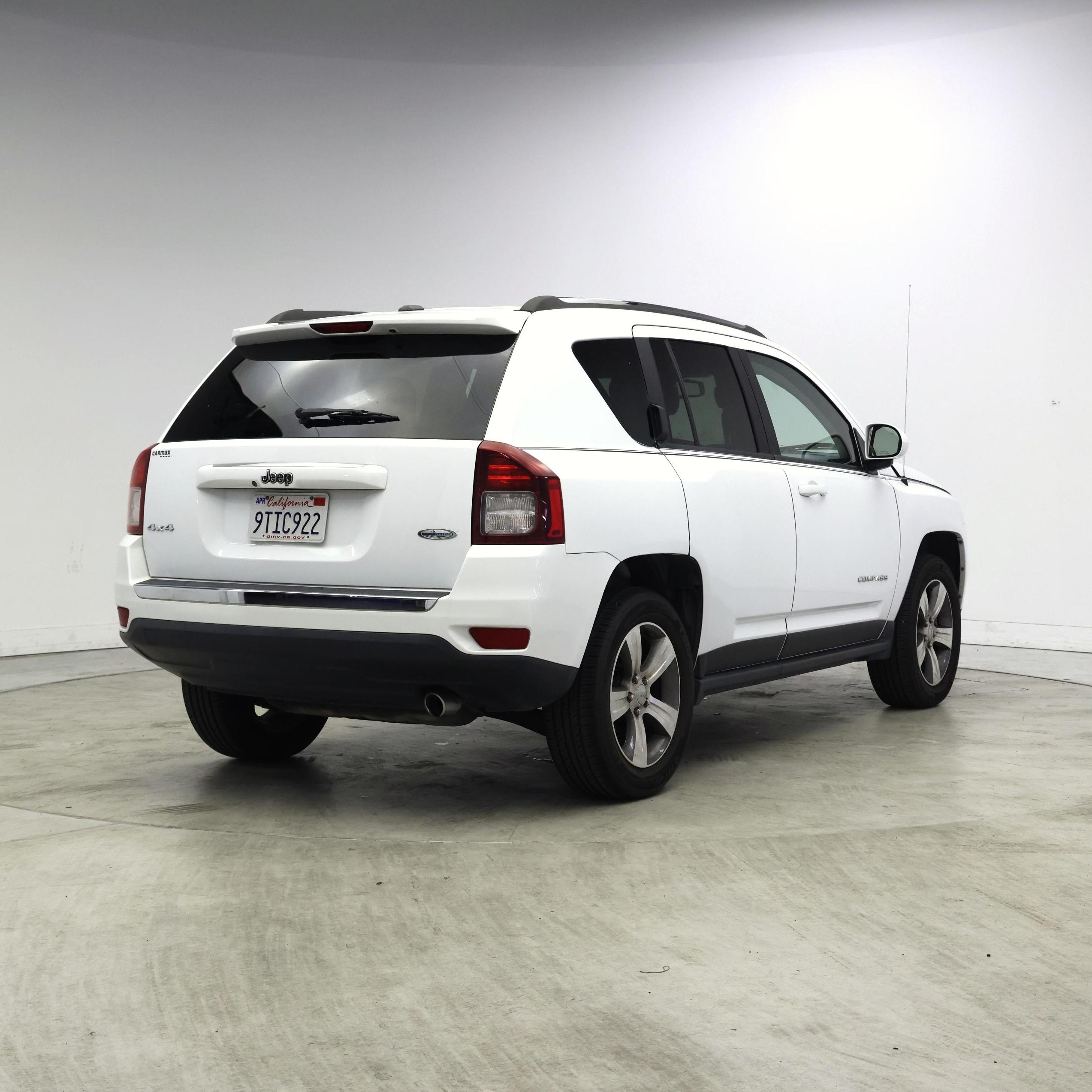 Thumbnail: 2017 Jeep Compass - 8