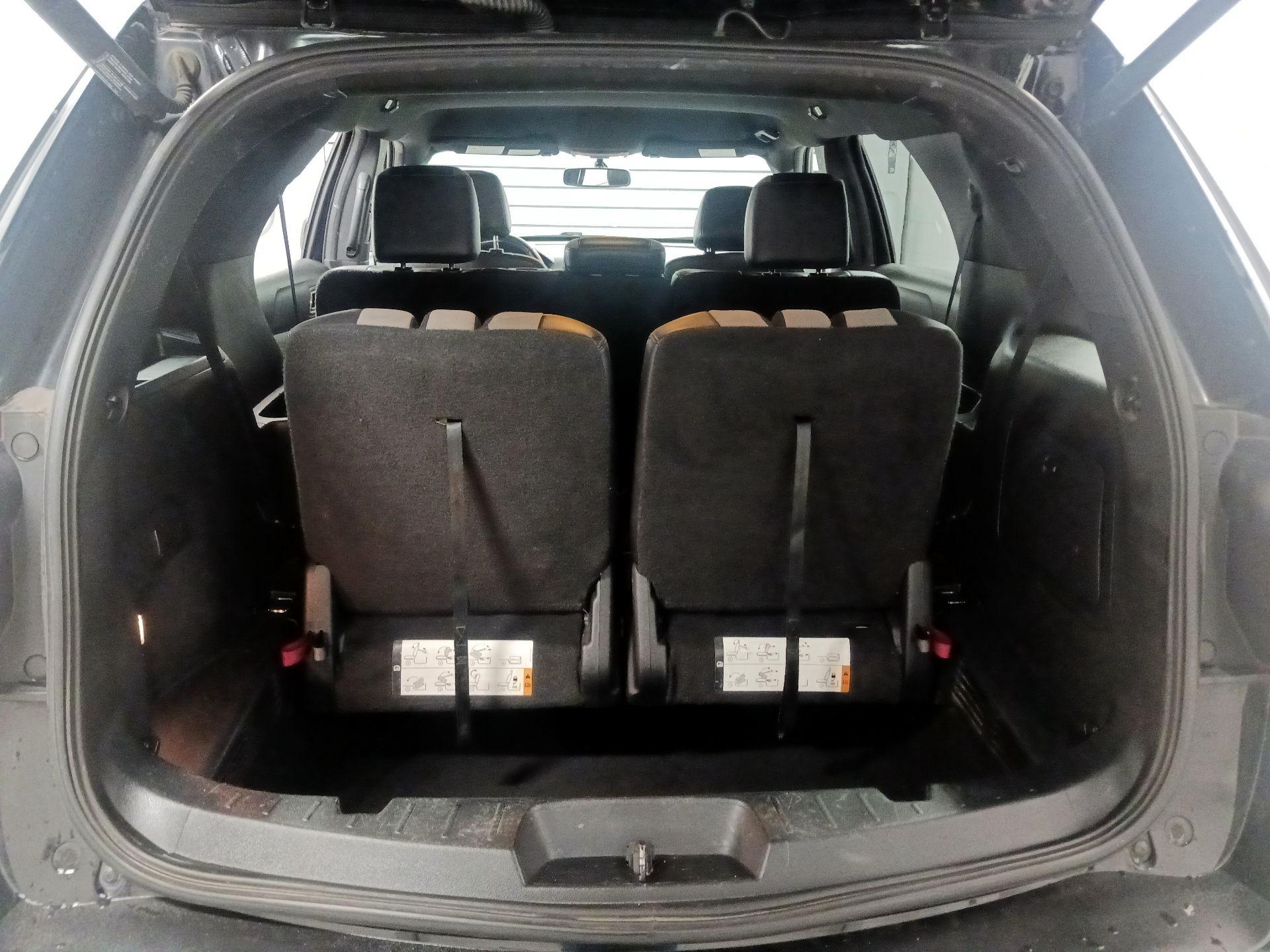 Thumbnail: 2017 Ford Explorer - 17