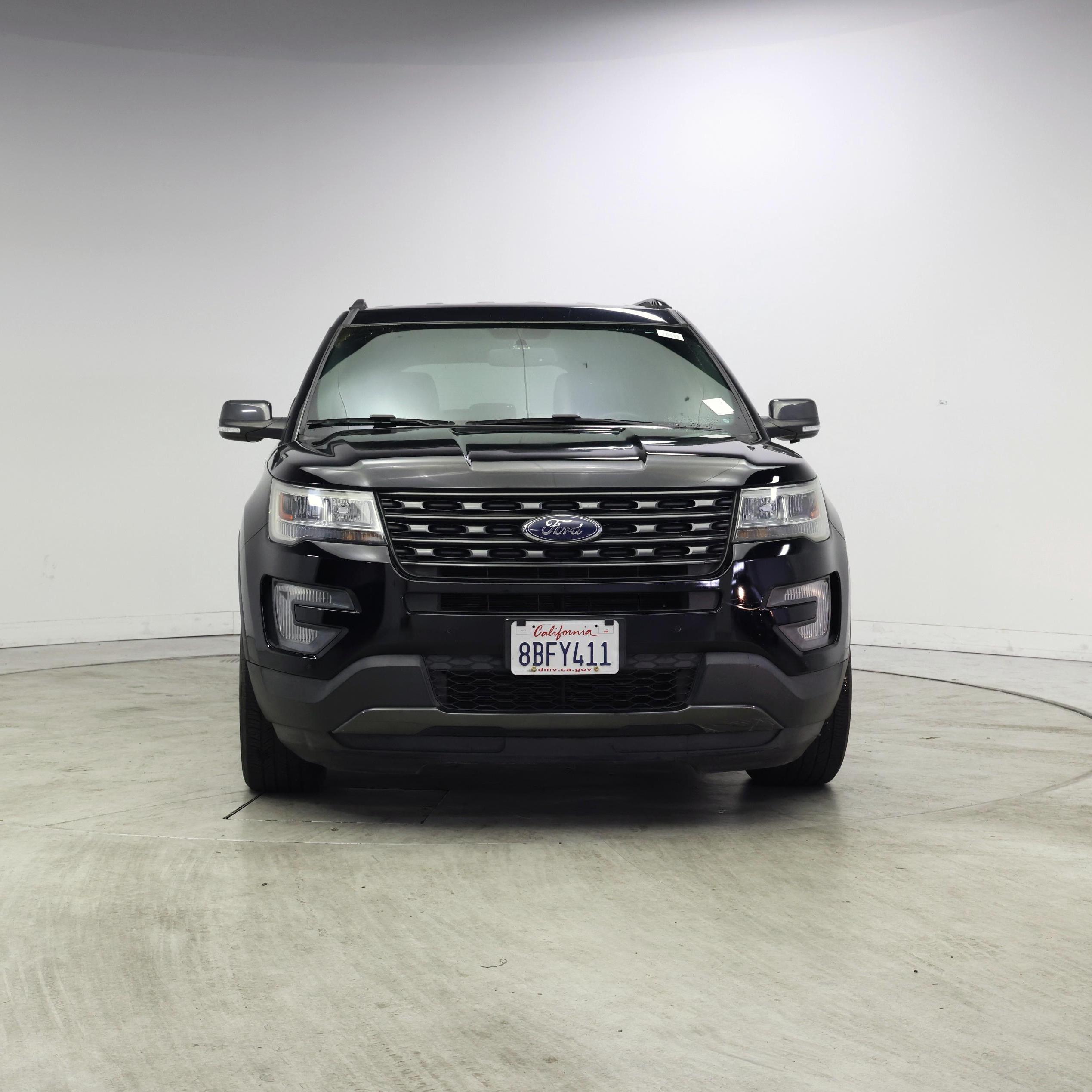Thumbnail: 2017 Ford Explorer - 5