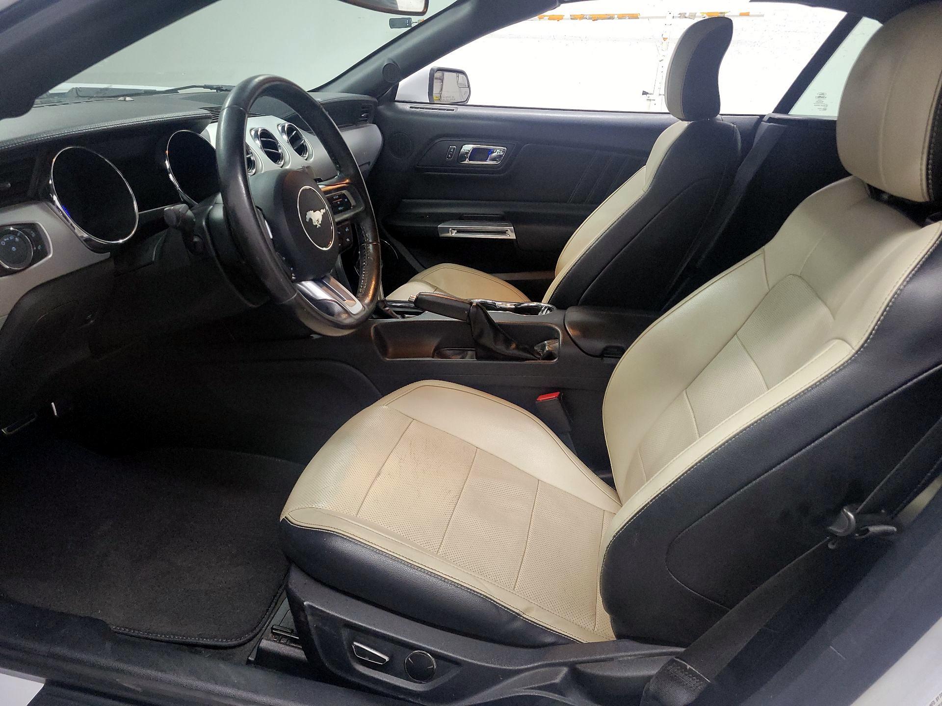 Thumbnail: 2015 Ford Mustang - 11