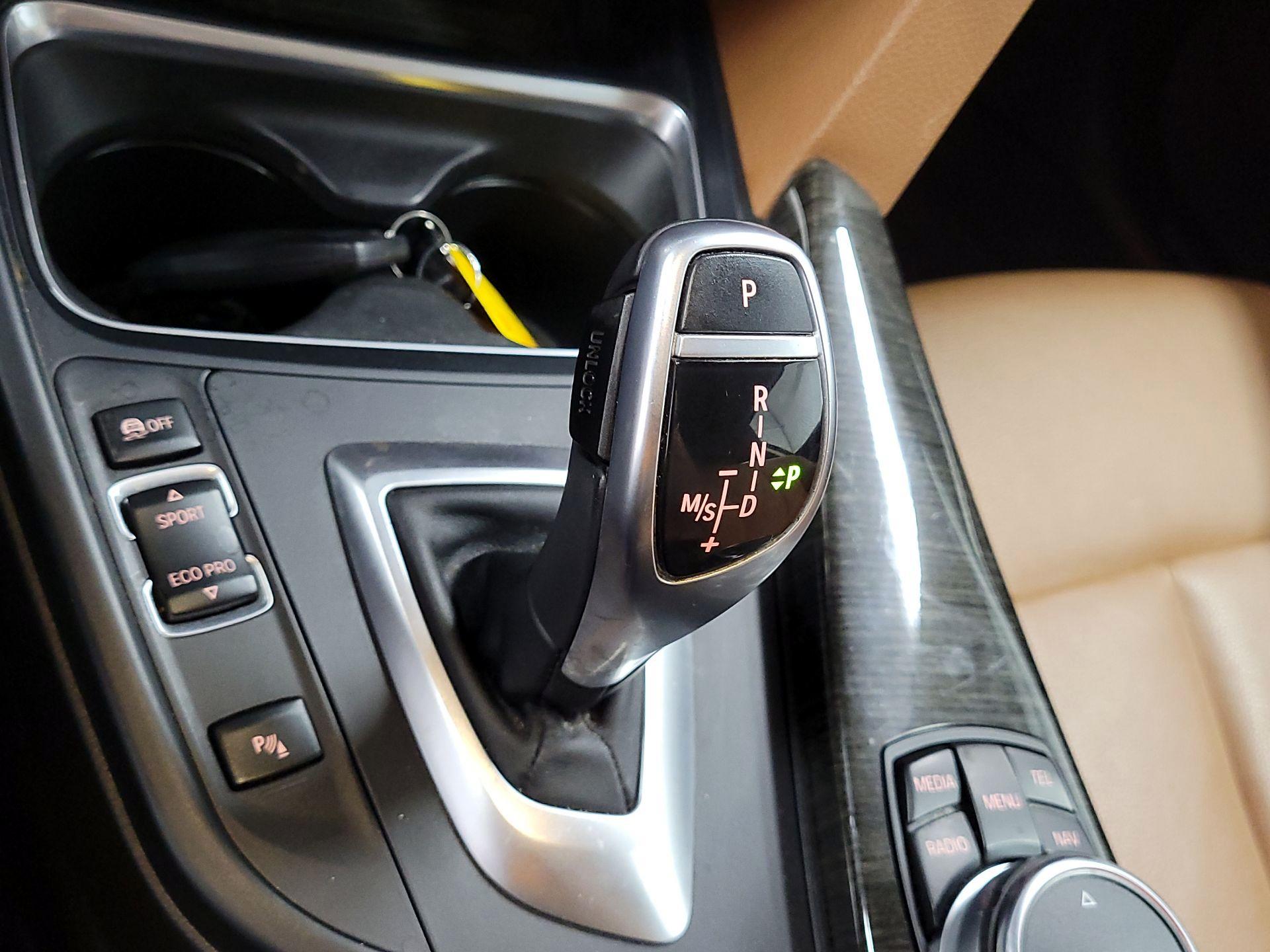 Thumbnail: 2015 BMW 4 Series - 16