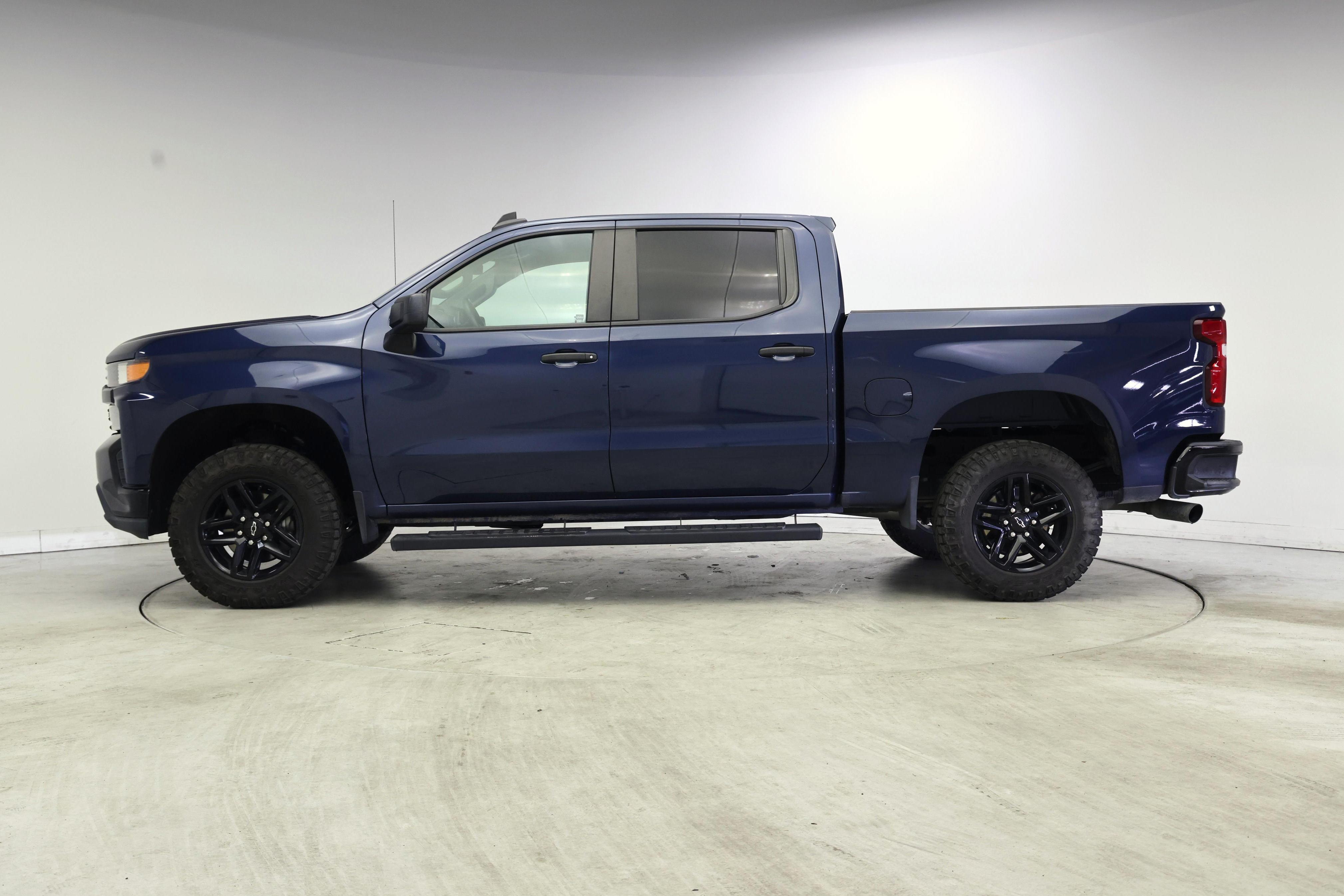 Thumbnail: 2021 Chevrolet Silverado 1500 - 3