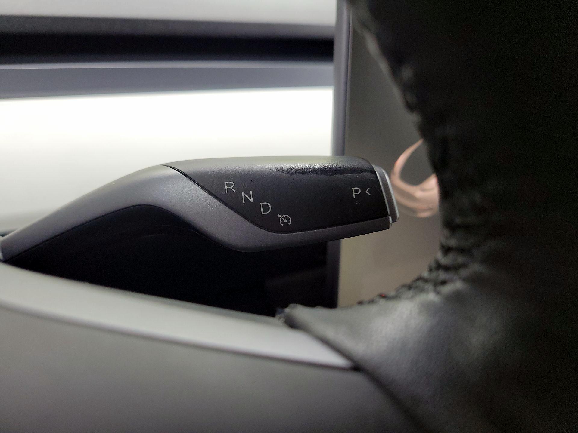 Thumbnail: 2022 Tesla Model Y - 15