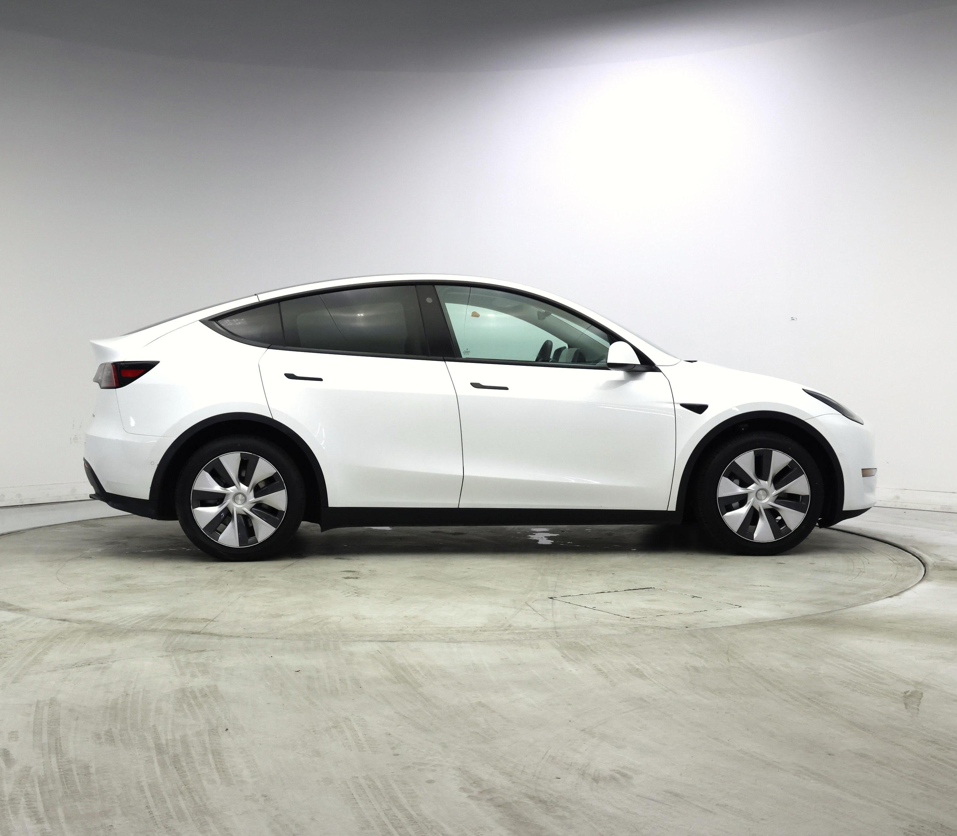 Thumbnail: 2022 Tesla Model Y - 7