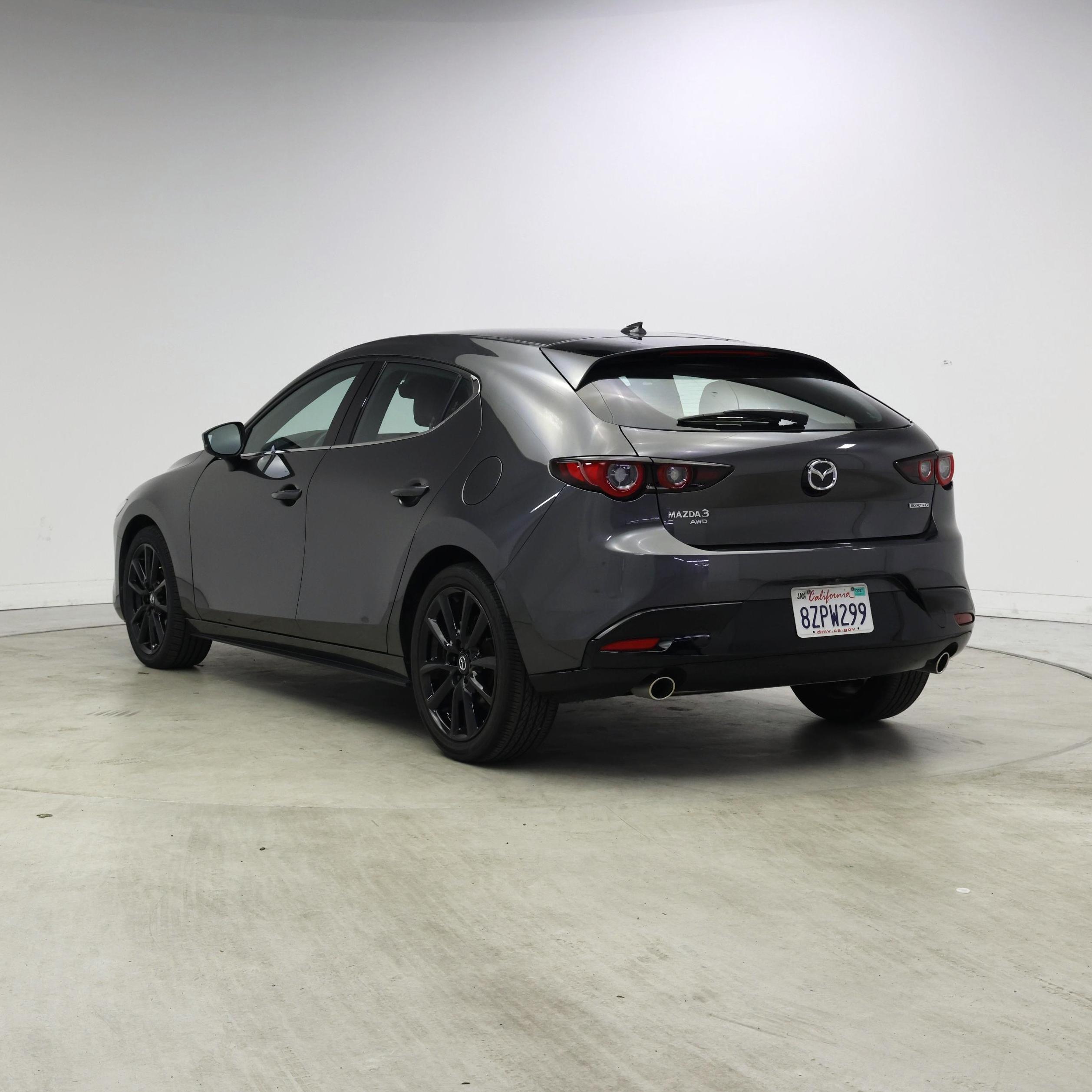 Thumbnail: 2022 Mazda Mazda3 - 2