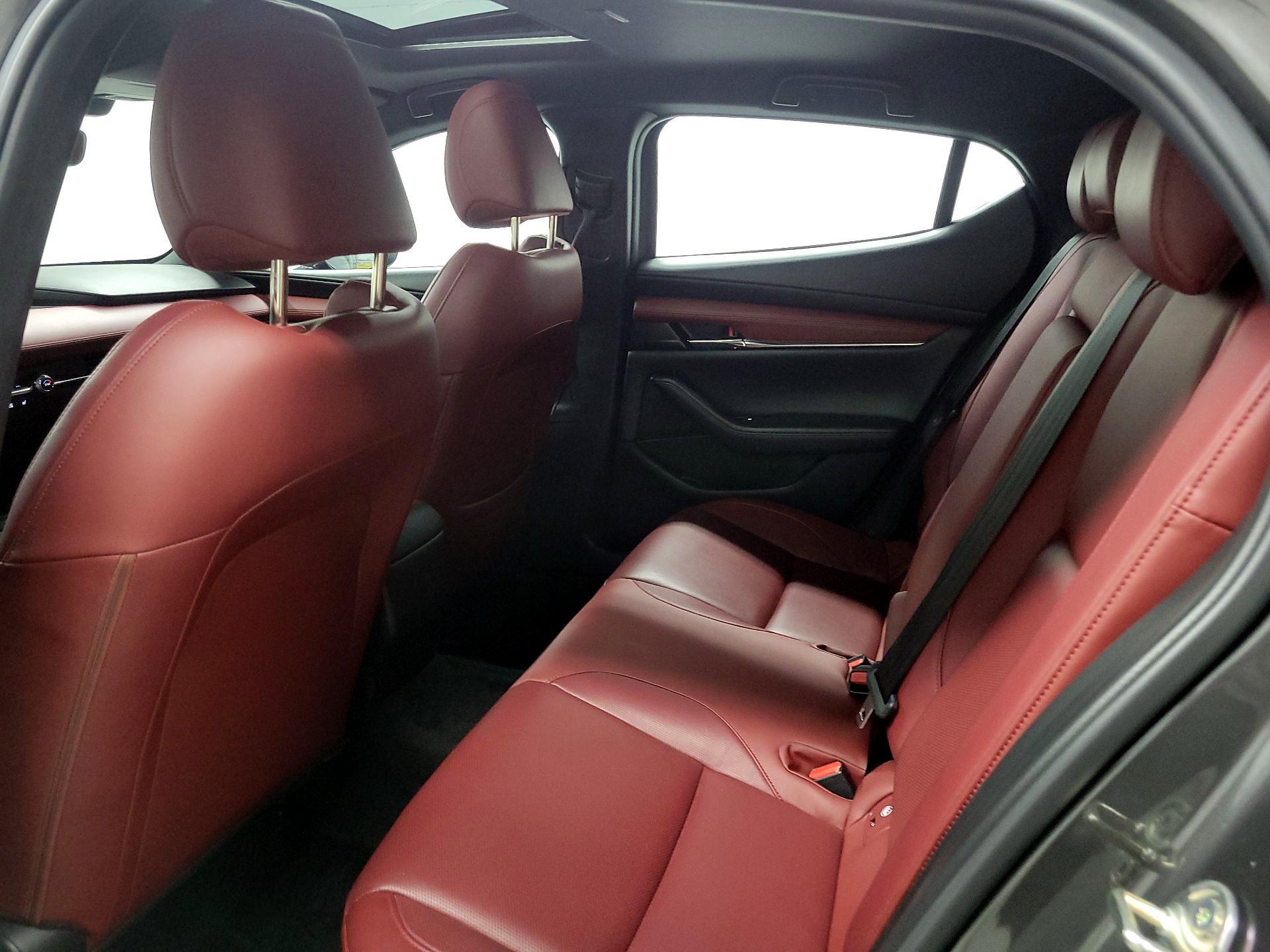 Thumbnail: 2022 Mazda Mazda3 - 19