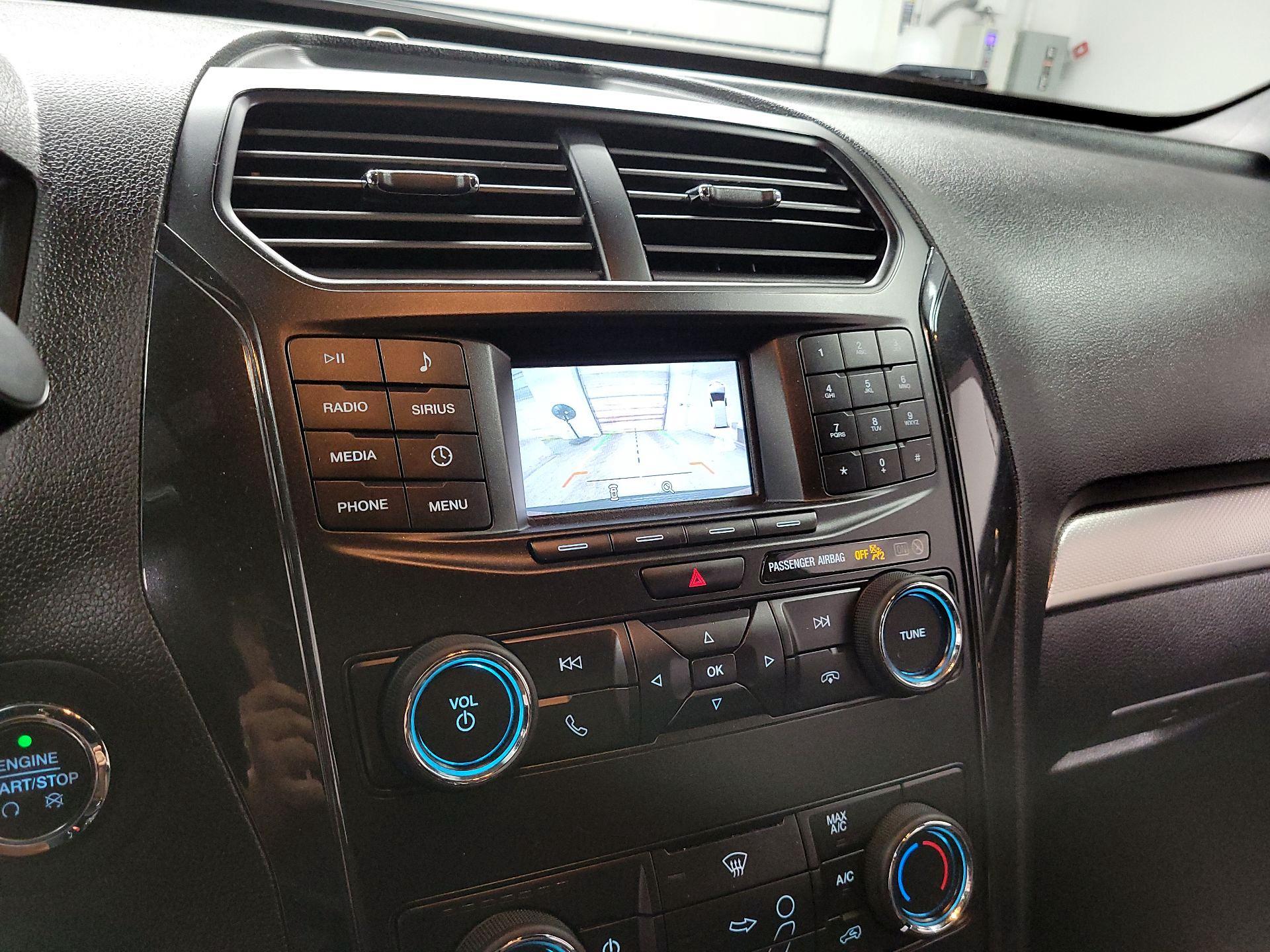 Thumbnail: 2019 Ford Explorer - 13