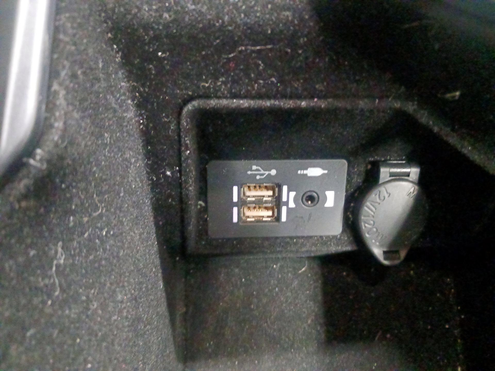 Thumbnail: 2024 Lexus IS - 18