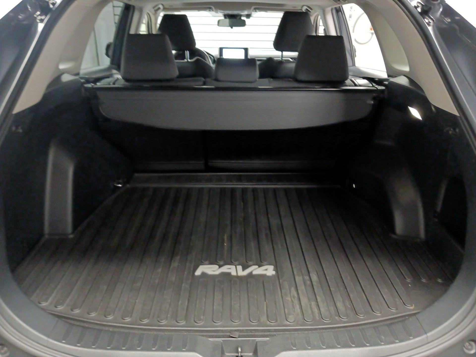 Thumbnail: 2023 Toyota RAV4 - 16