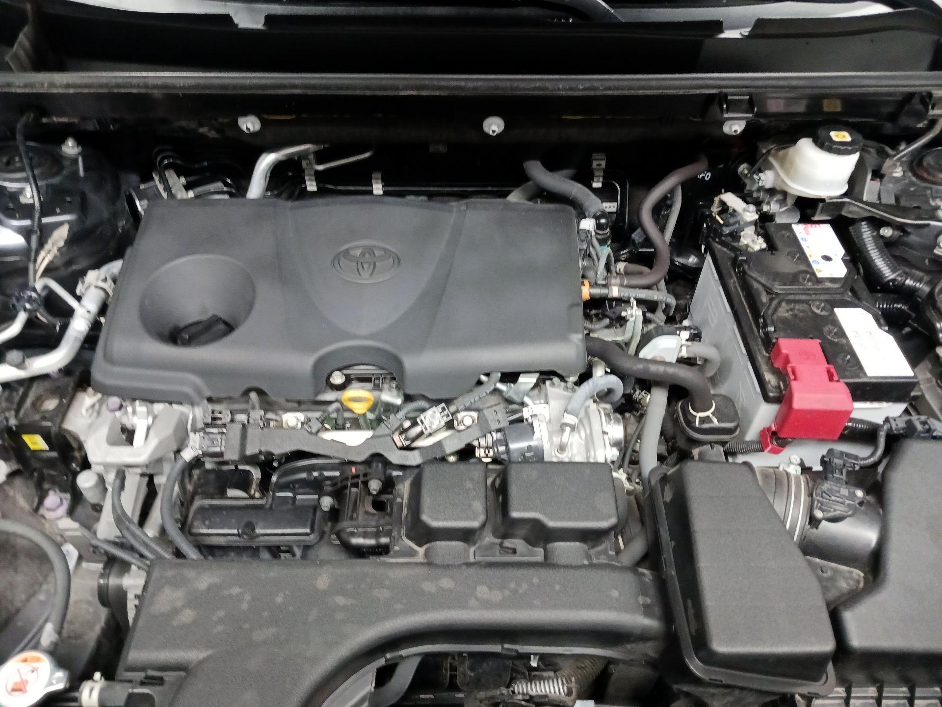 Thumbnail: 2023 Toyota RAV4 - 17