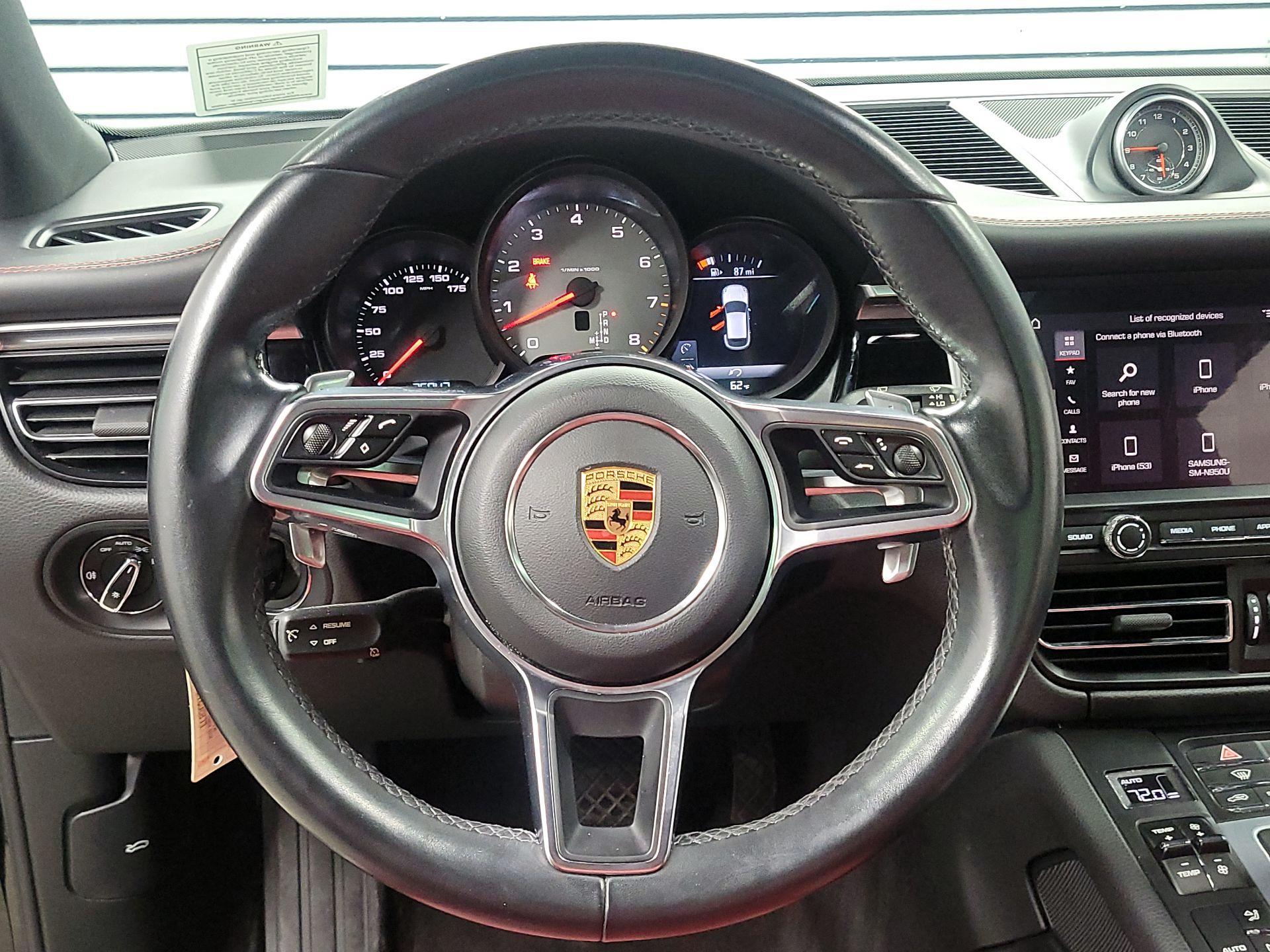 Thumbnail: 2020 Porsche Macan - 10