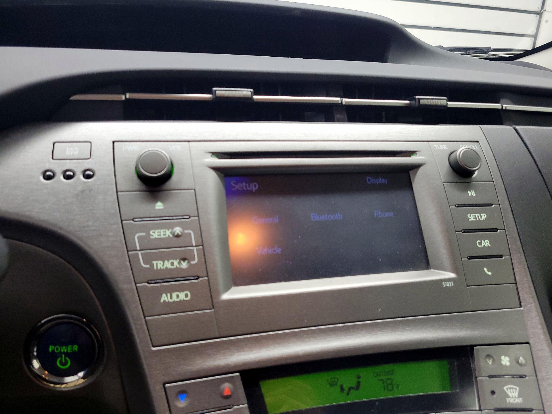 Thumbnail: 2014 Toyota Prius - 14