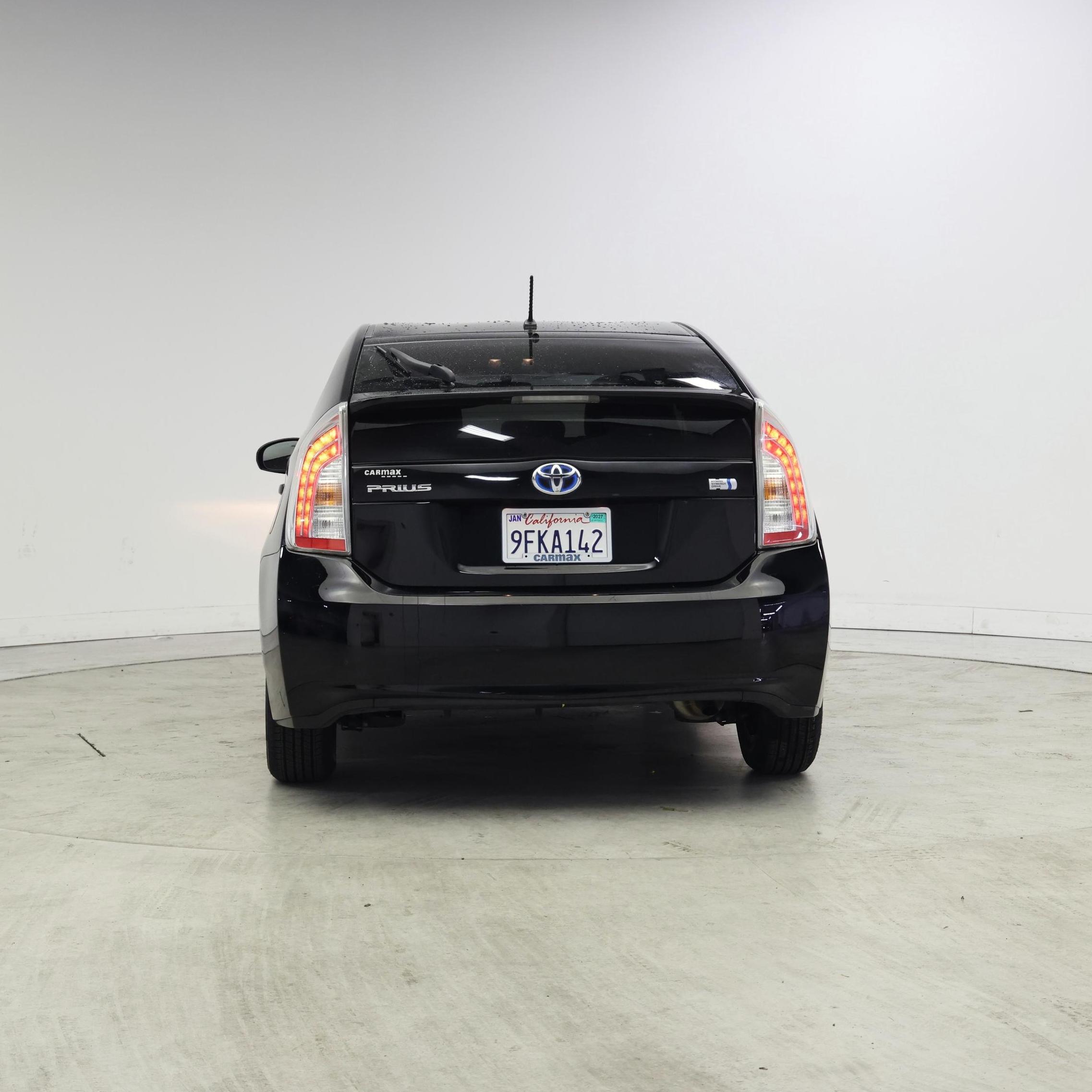 Thumbnail: 2014 Toyota Prius - 6